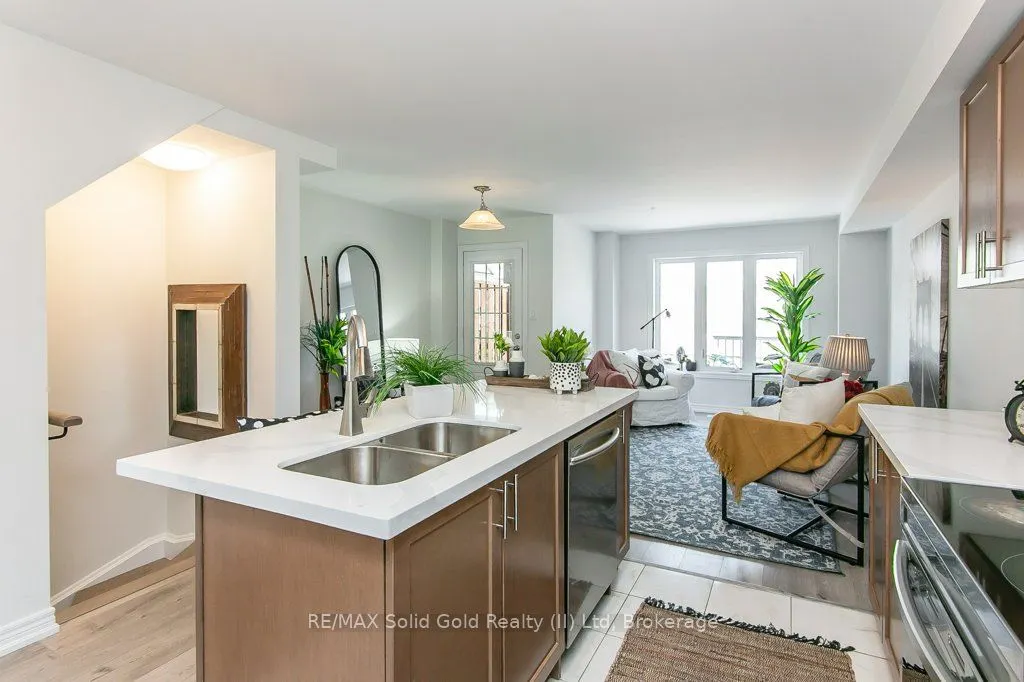 386 Linden Drive, #386