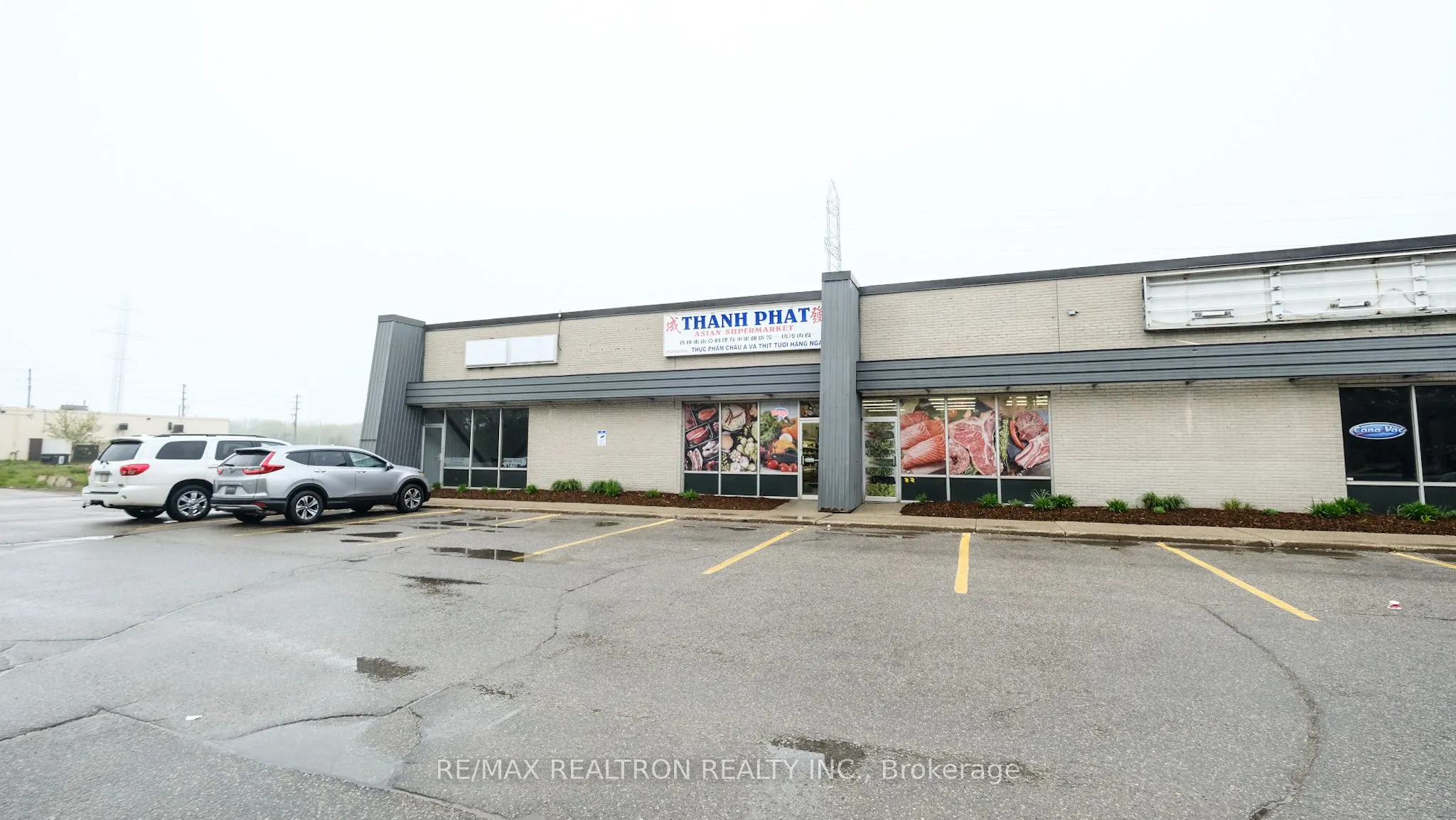 252 Silvercreek Parkway N