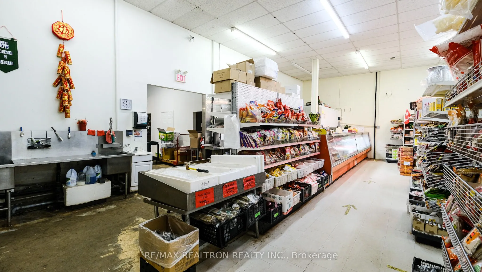 252 Silvercreek Parkway N
