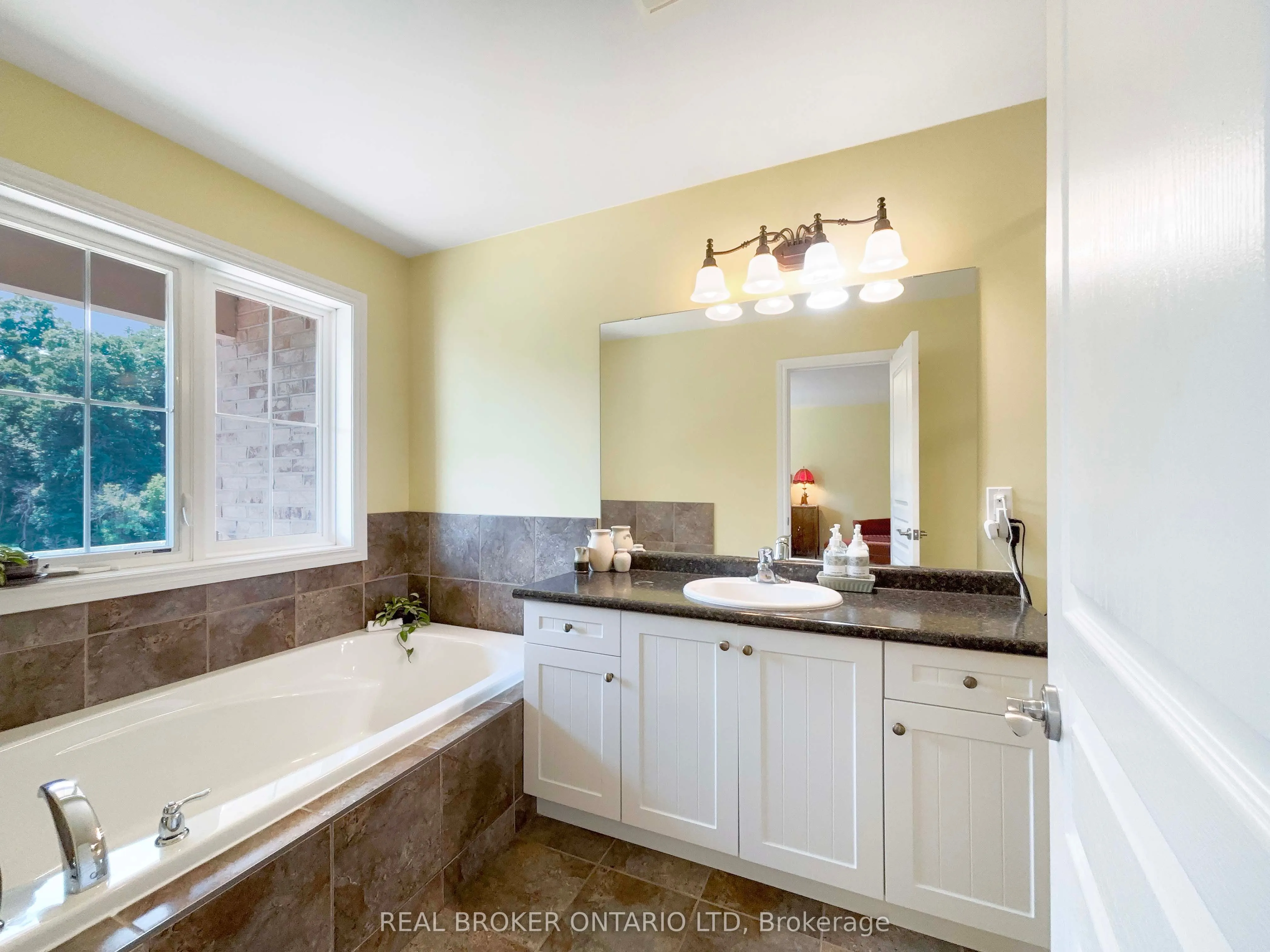 80 Willow Street, #08
