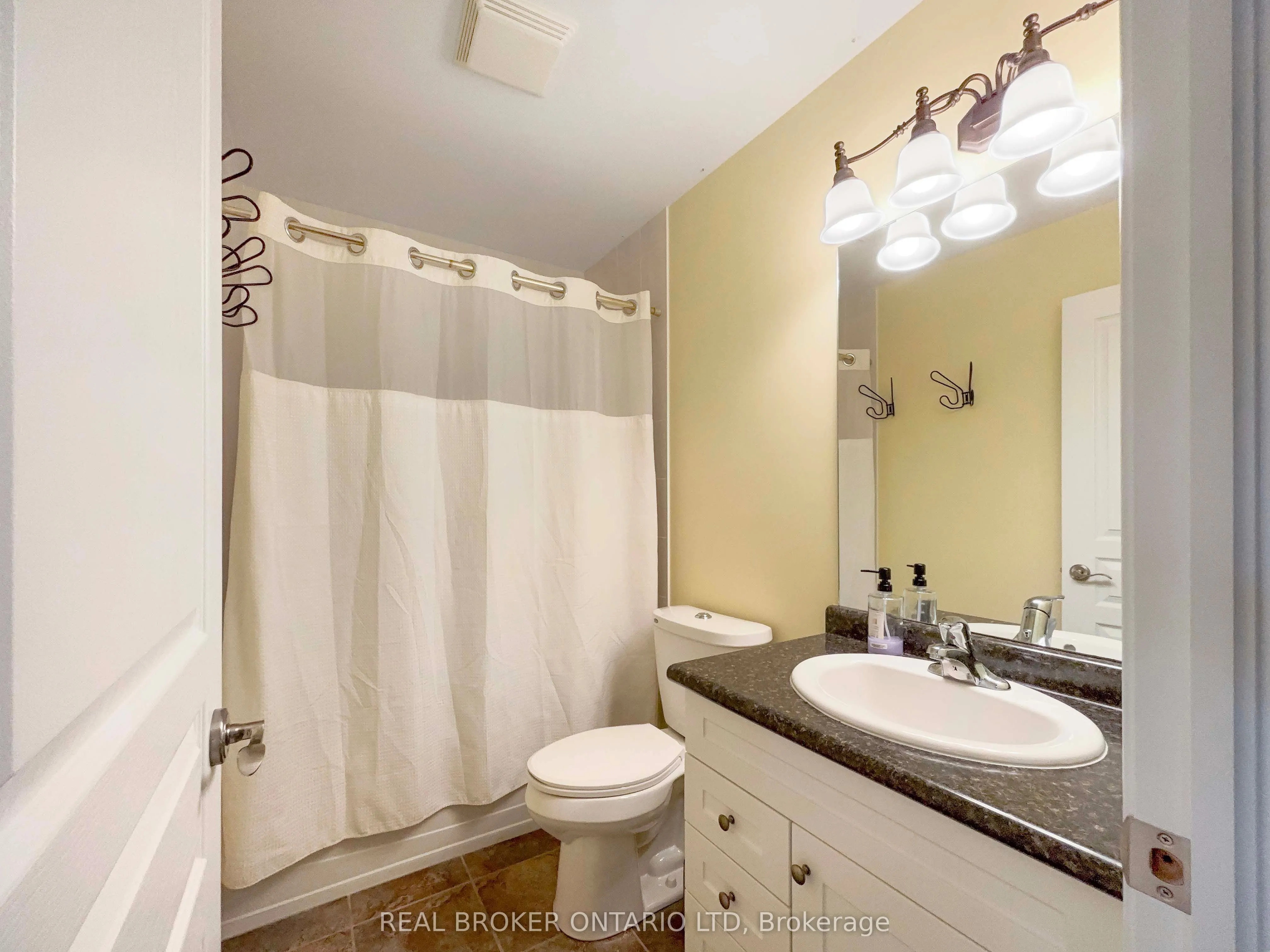 80 Willow Street, #08