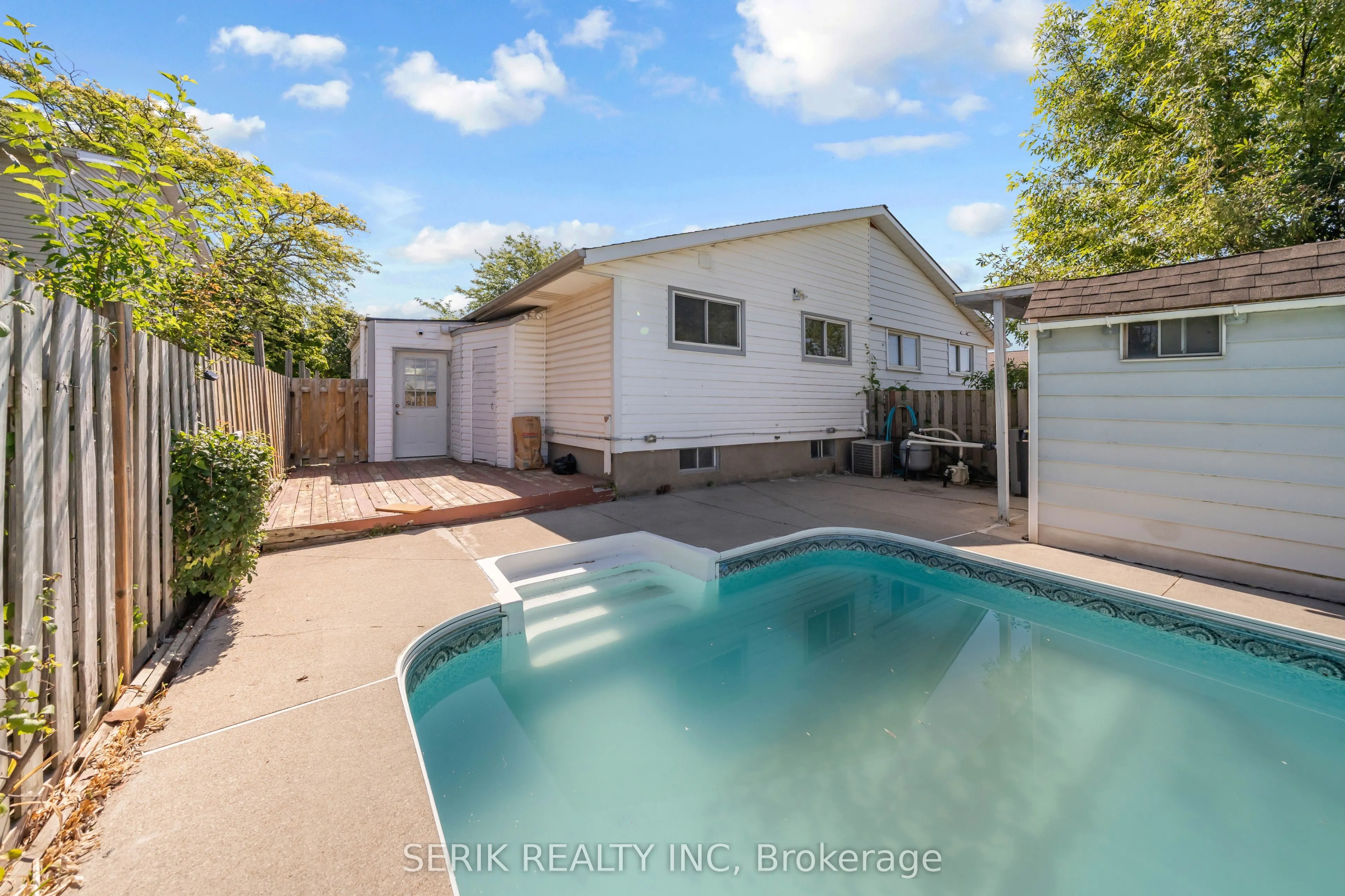 38 Manley Crescent