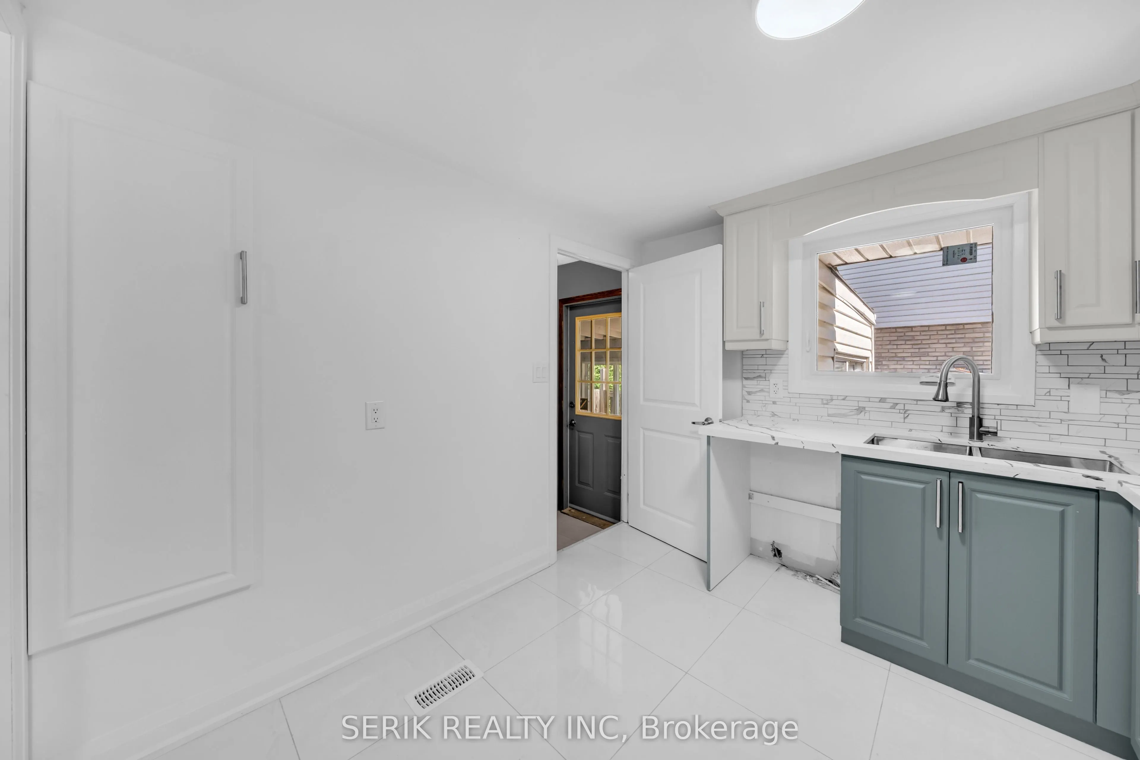 38 Manley Crescent