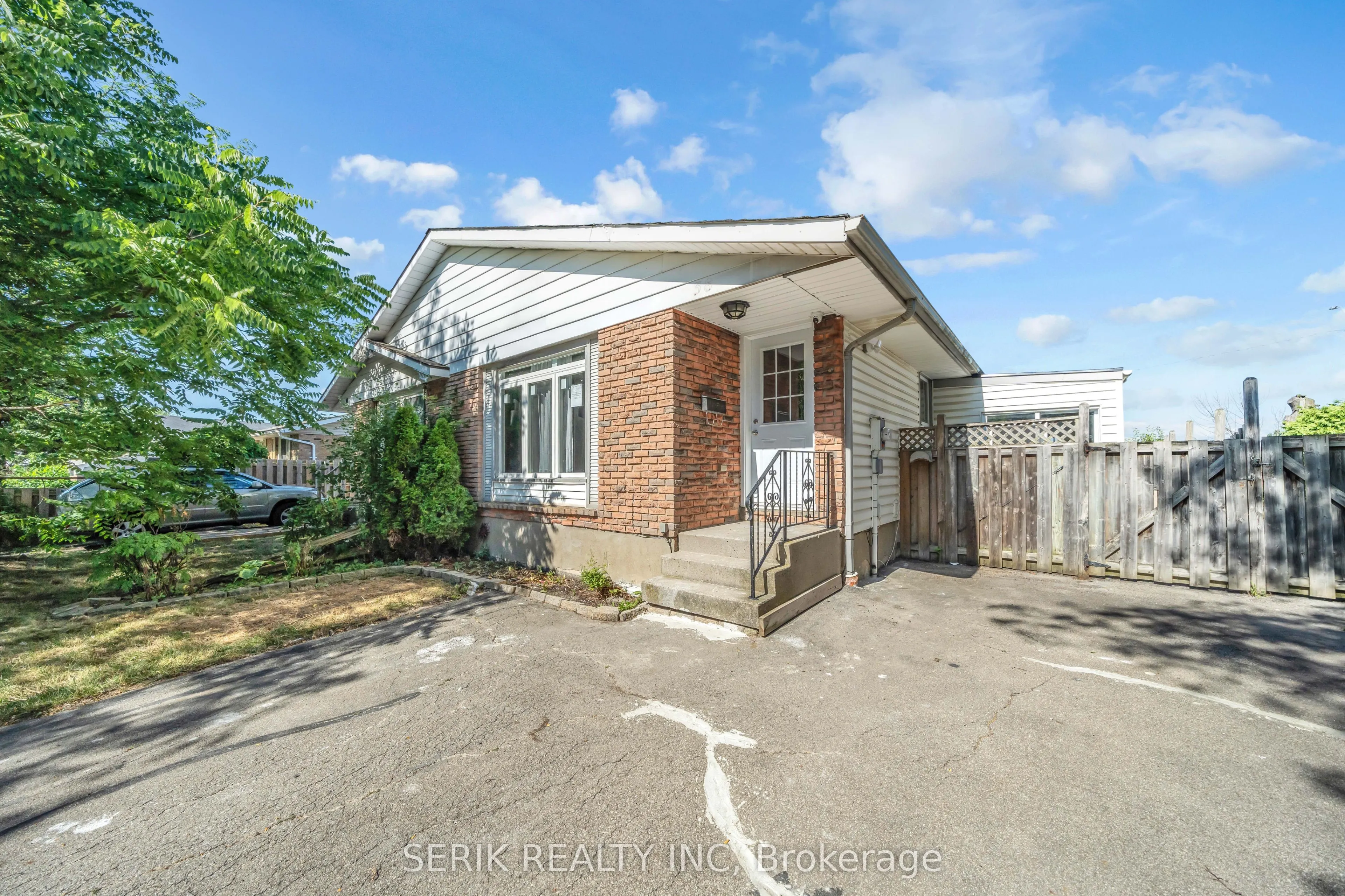38 Manley Crescent