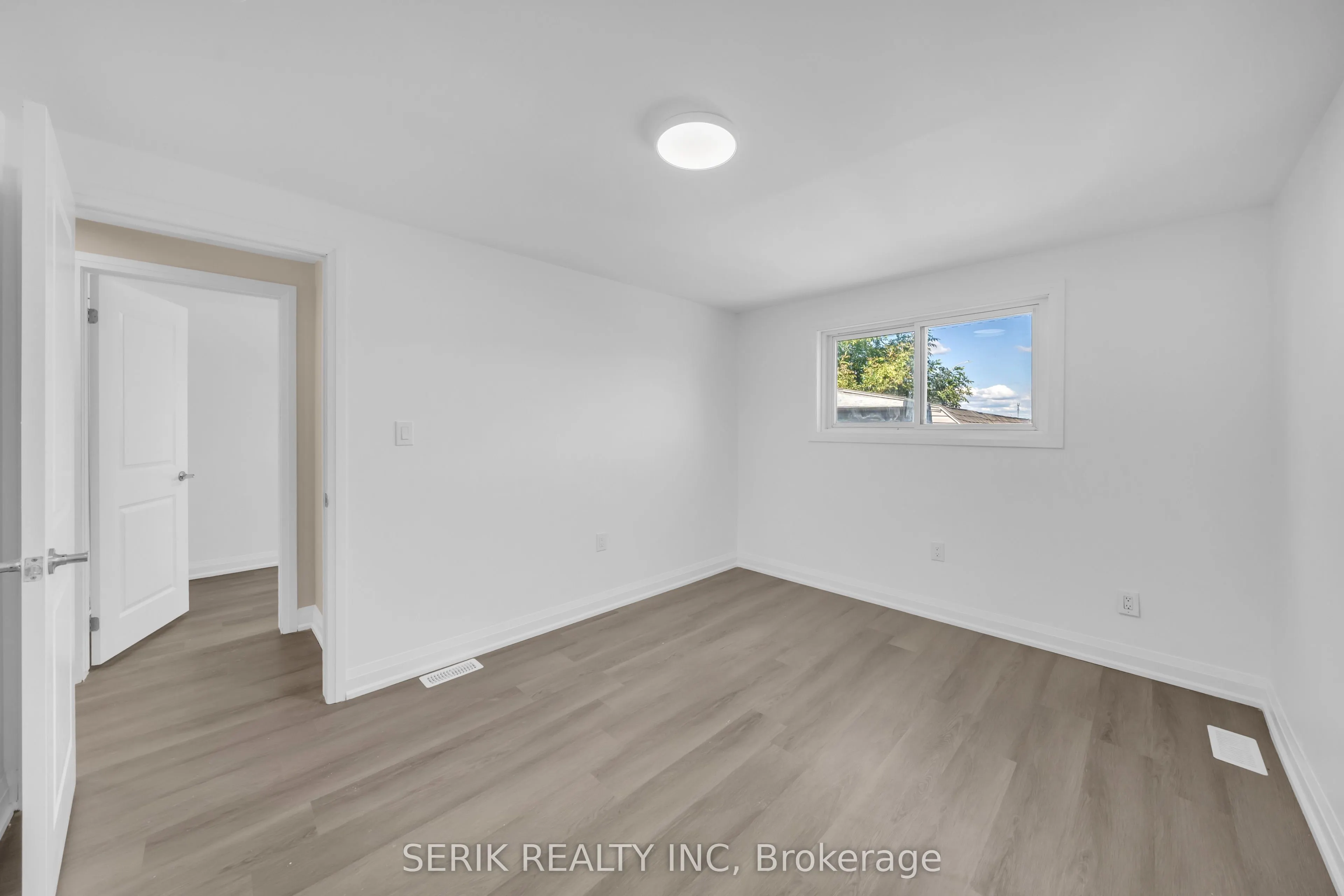 38 Manley Crescent