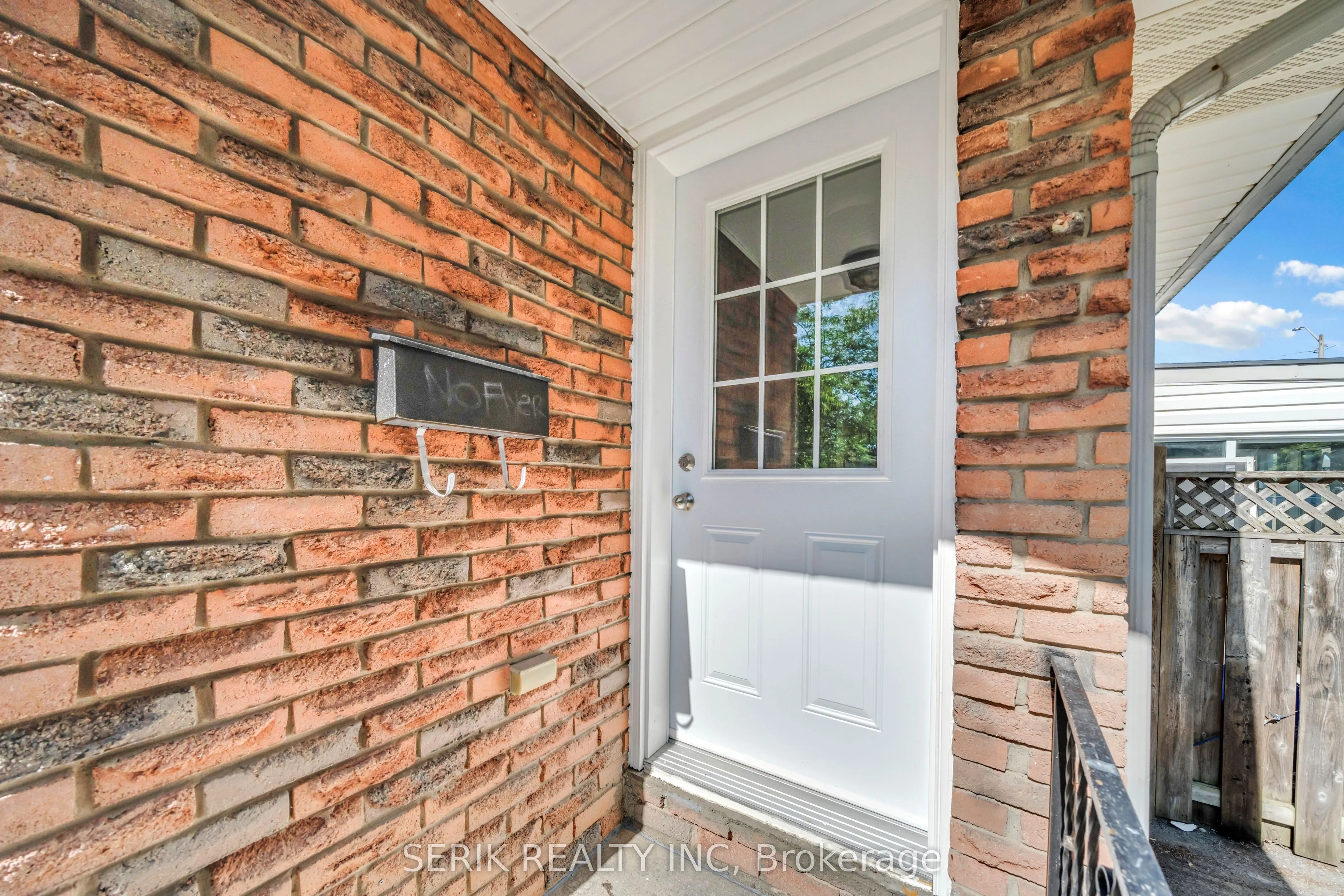 38 Manley Crescent