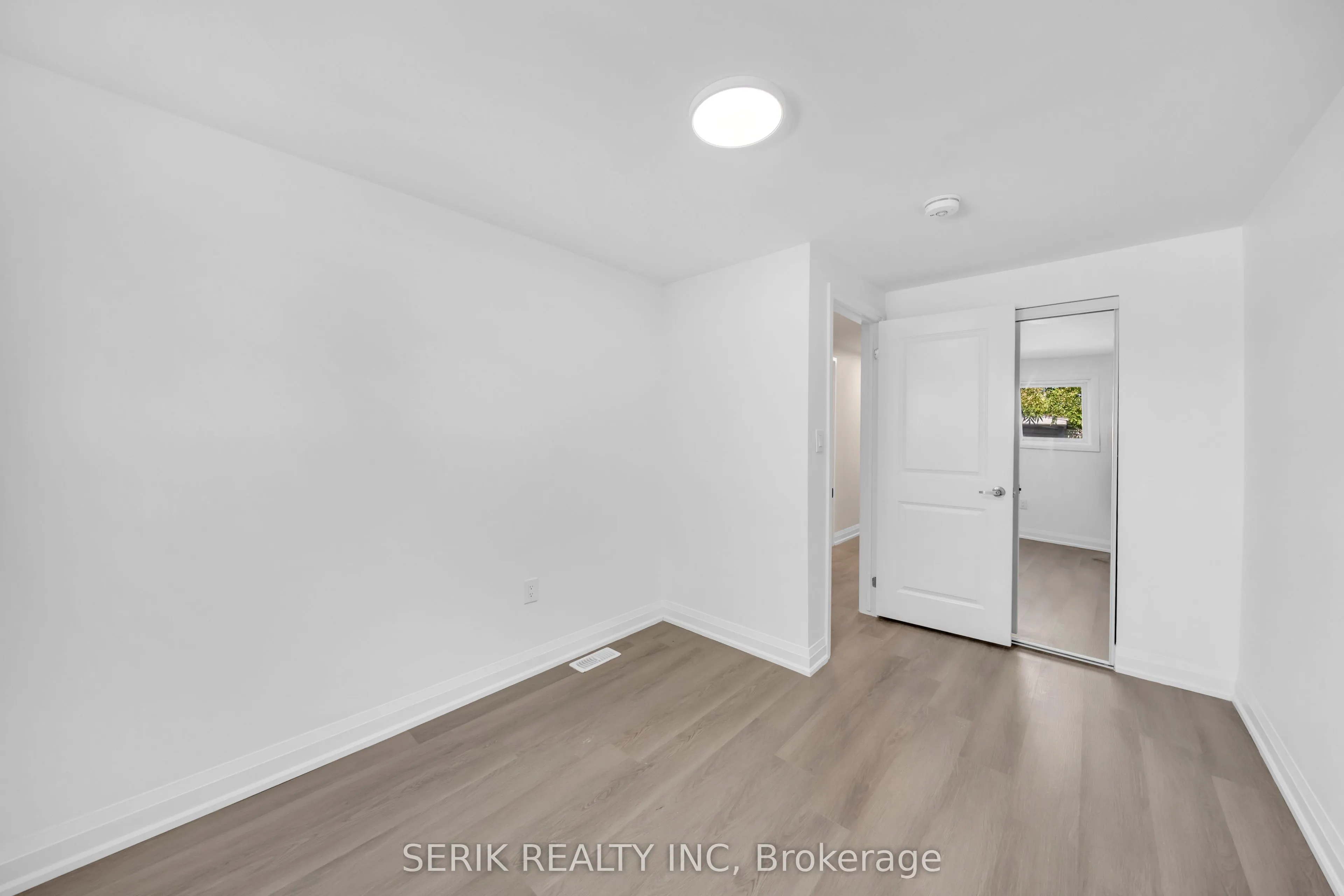 38 Manley Crescent