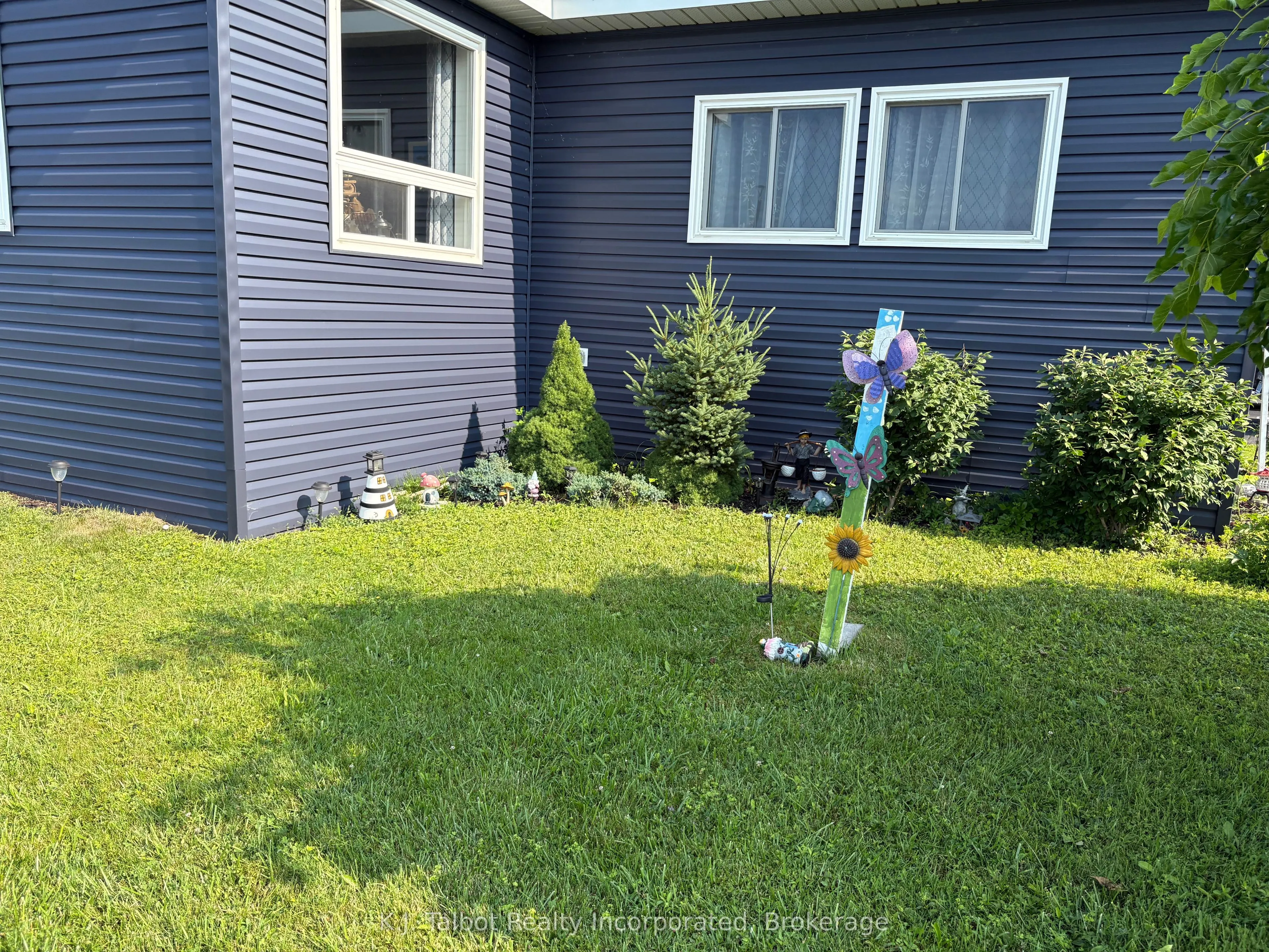 27 Cranberry Drive