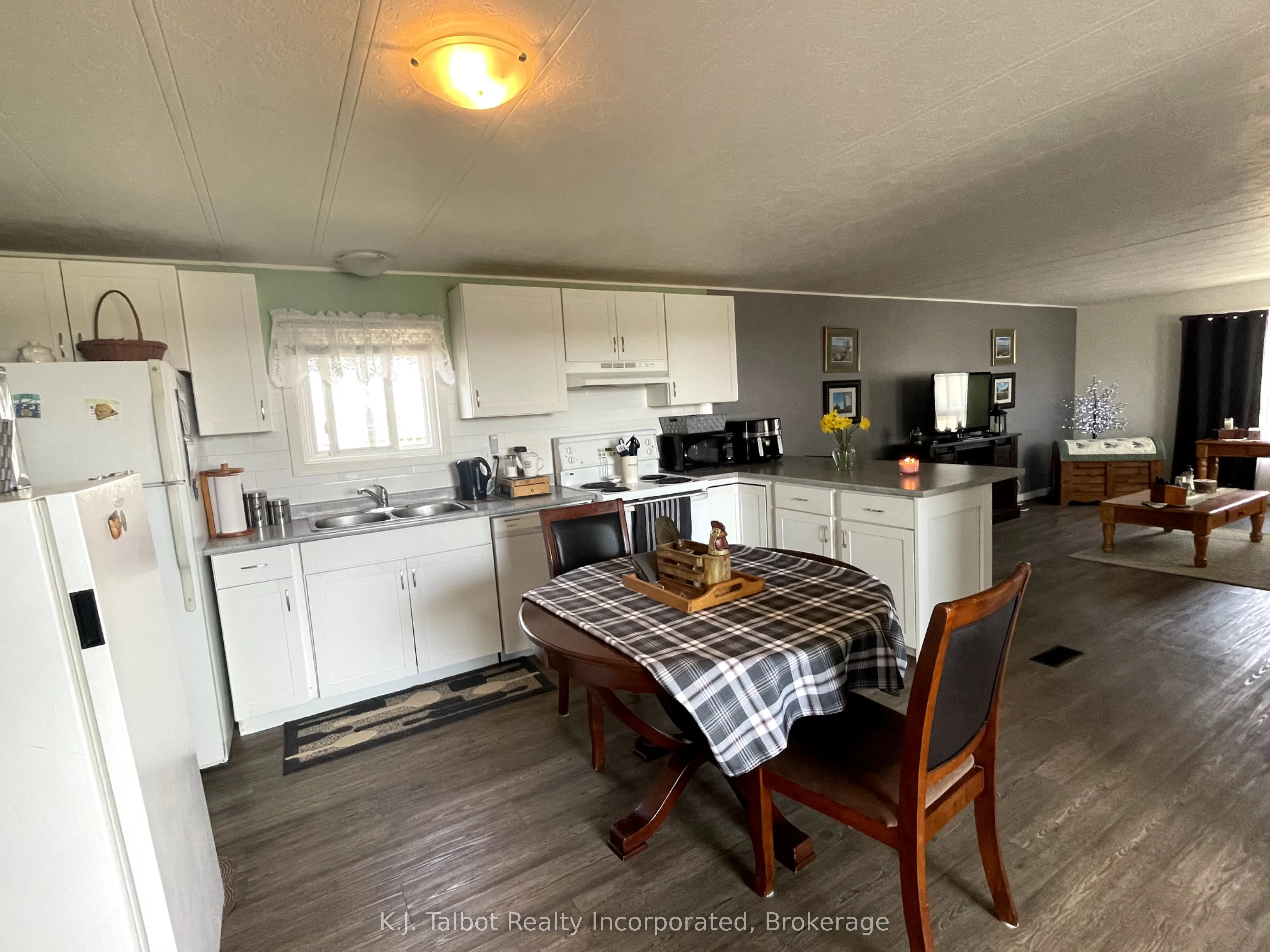 27 Cranberry Drive