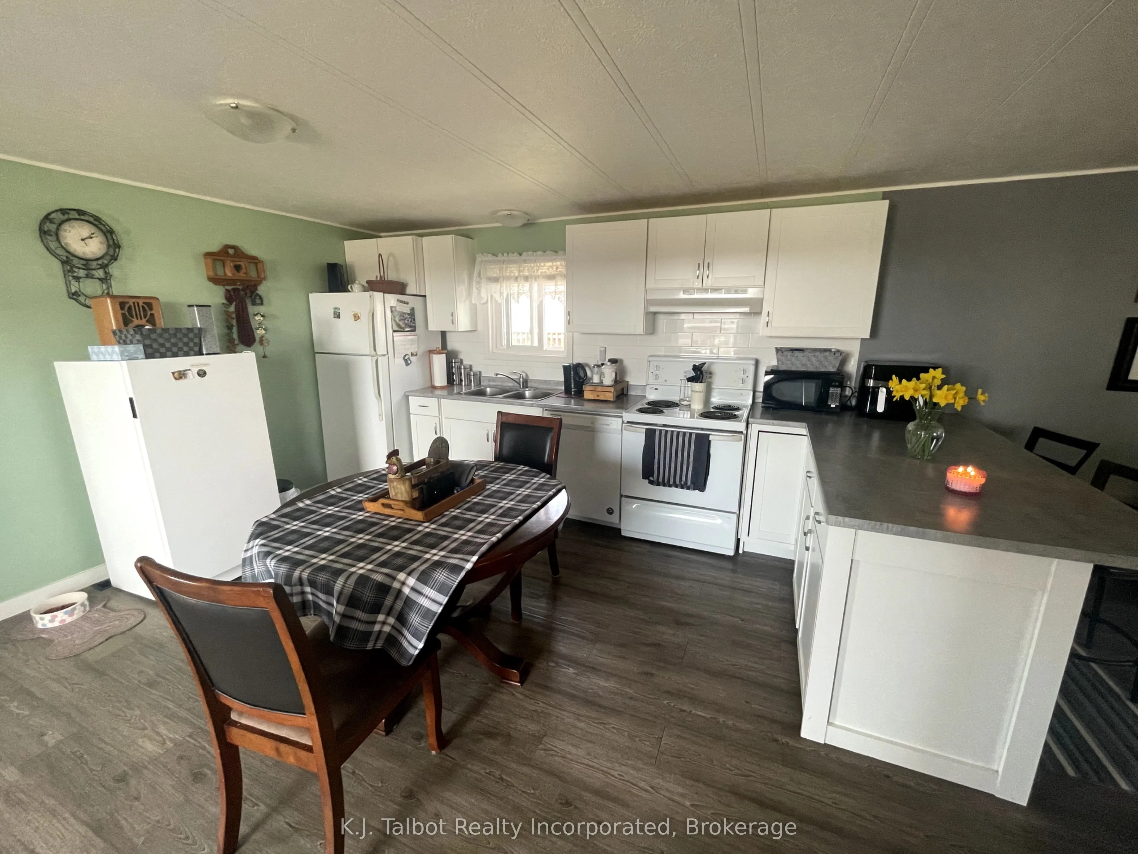 27 Cranberry Drive