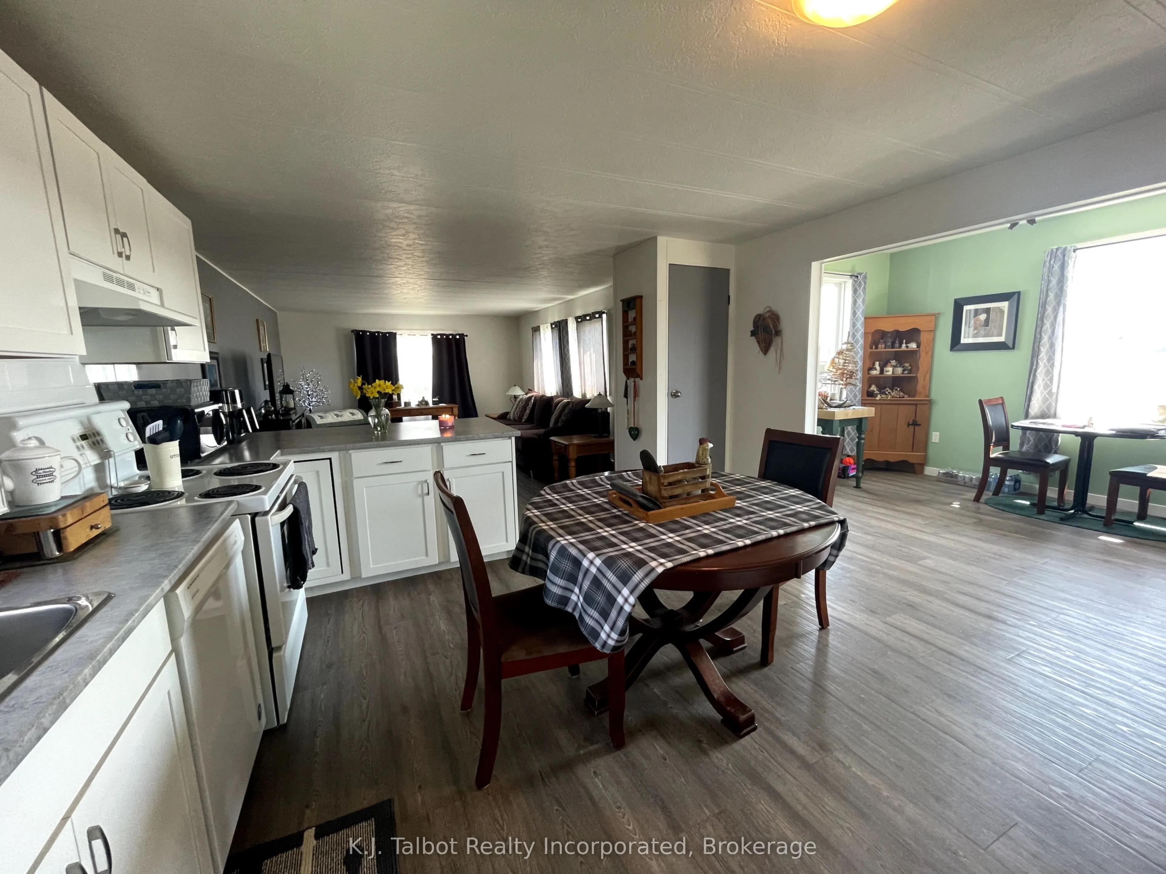 27 Cranberry Drive