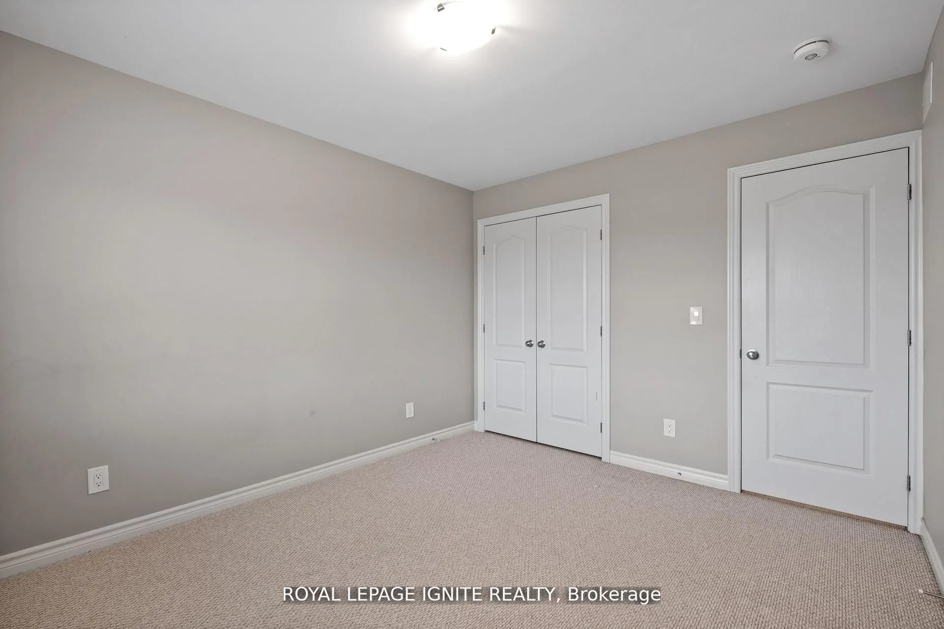 866 Riverview Way