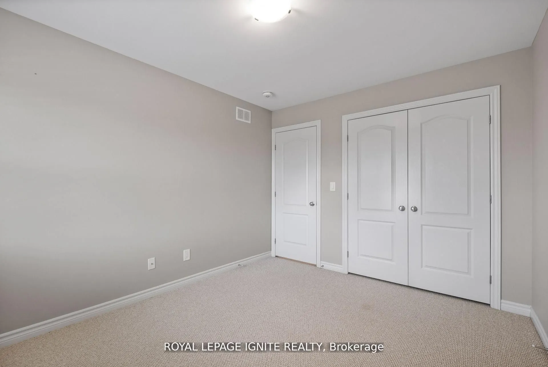 866 Riverview Way