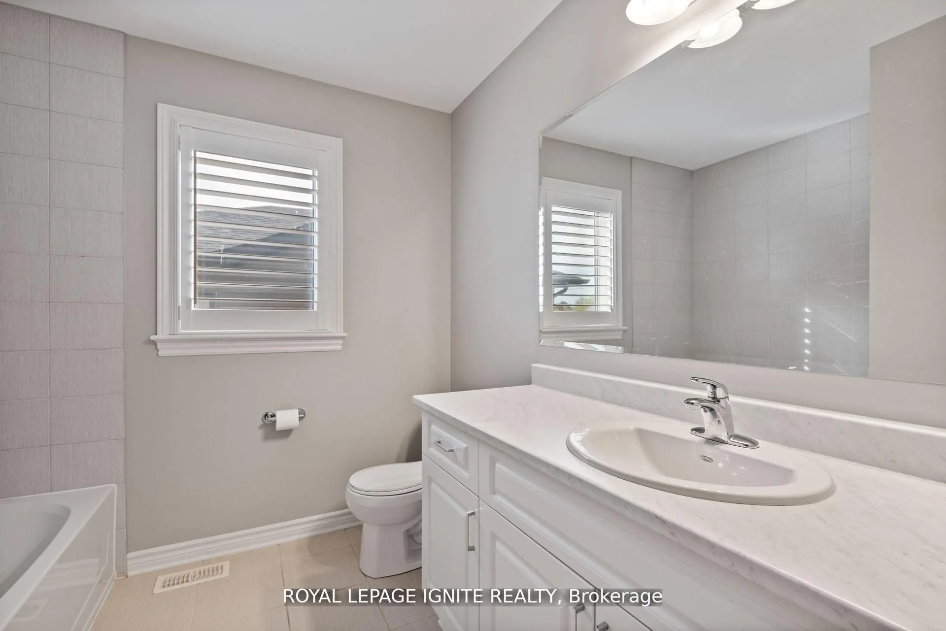 866 Riverview Way