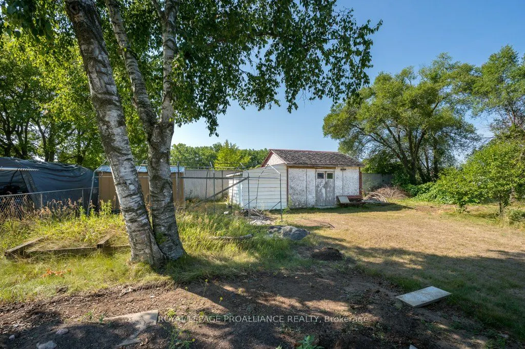 24 Quinte Road