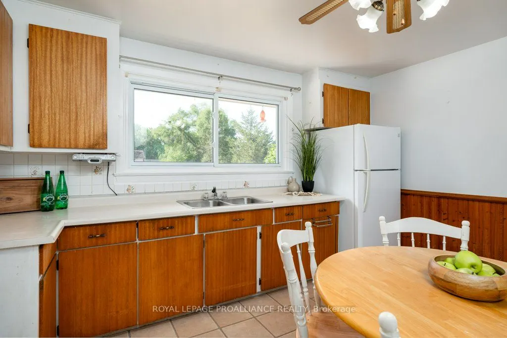 24 Quinte Road