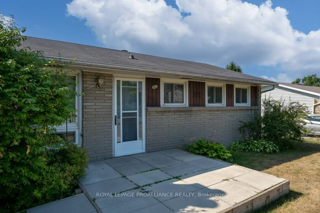 24 Quinte Road
