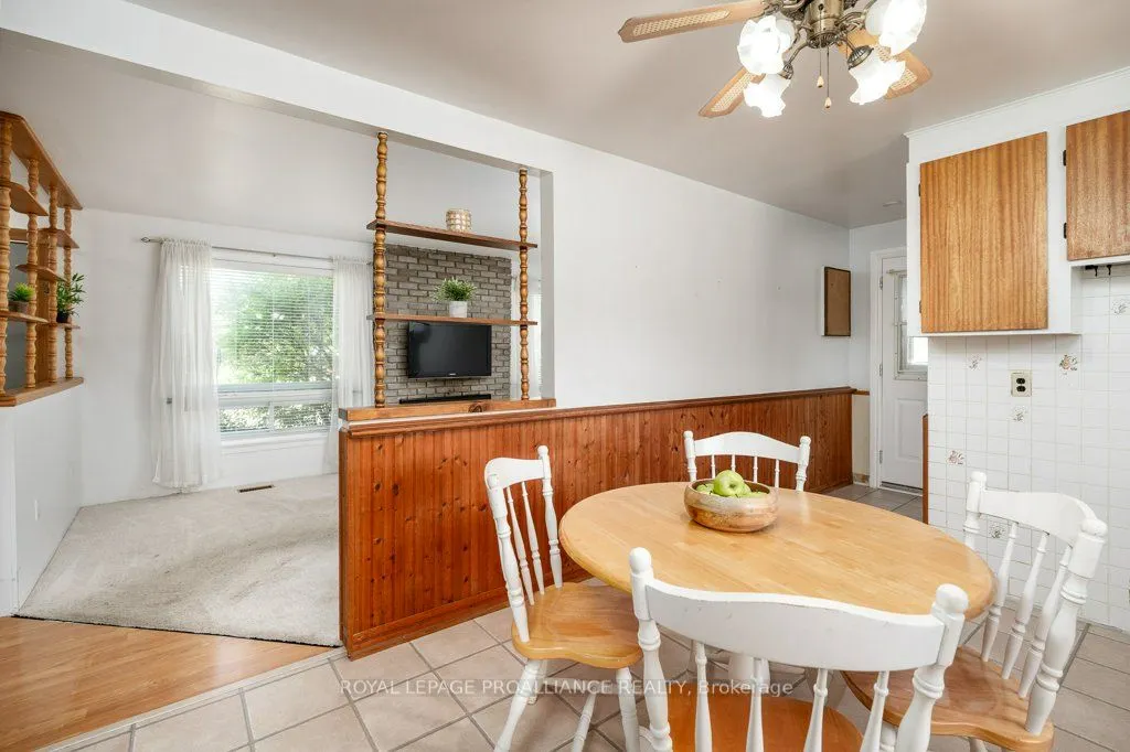 24 Quinte Road