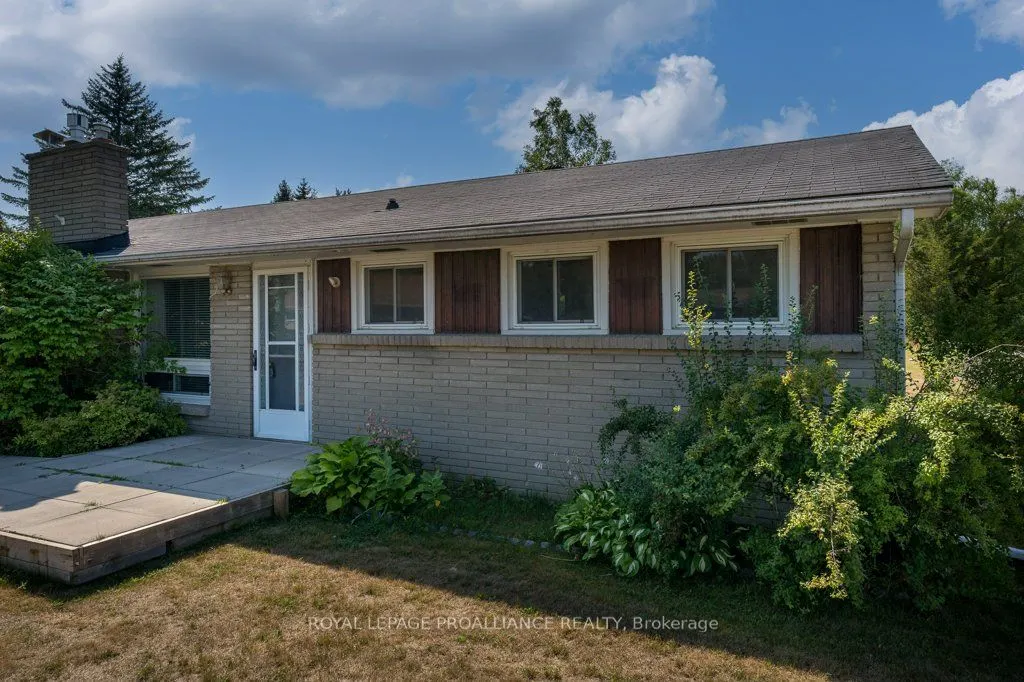 24 Quinte Road