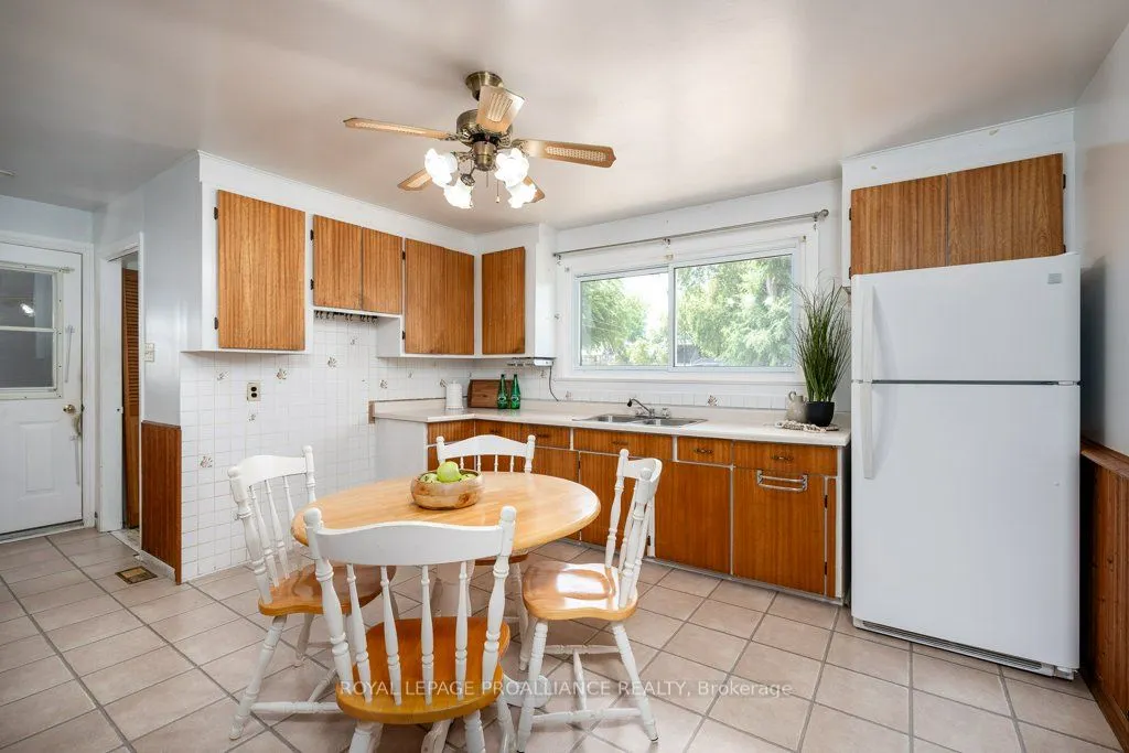 24 Quinte Road