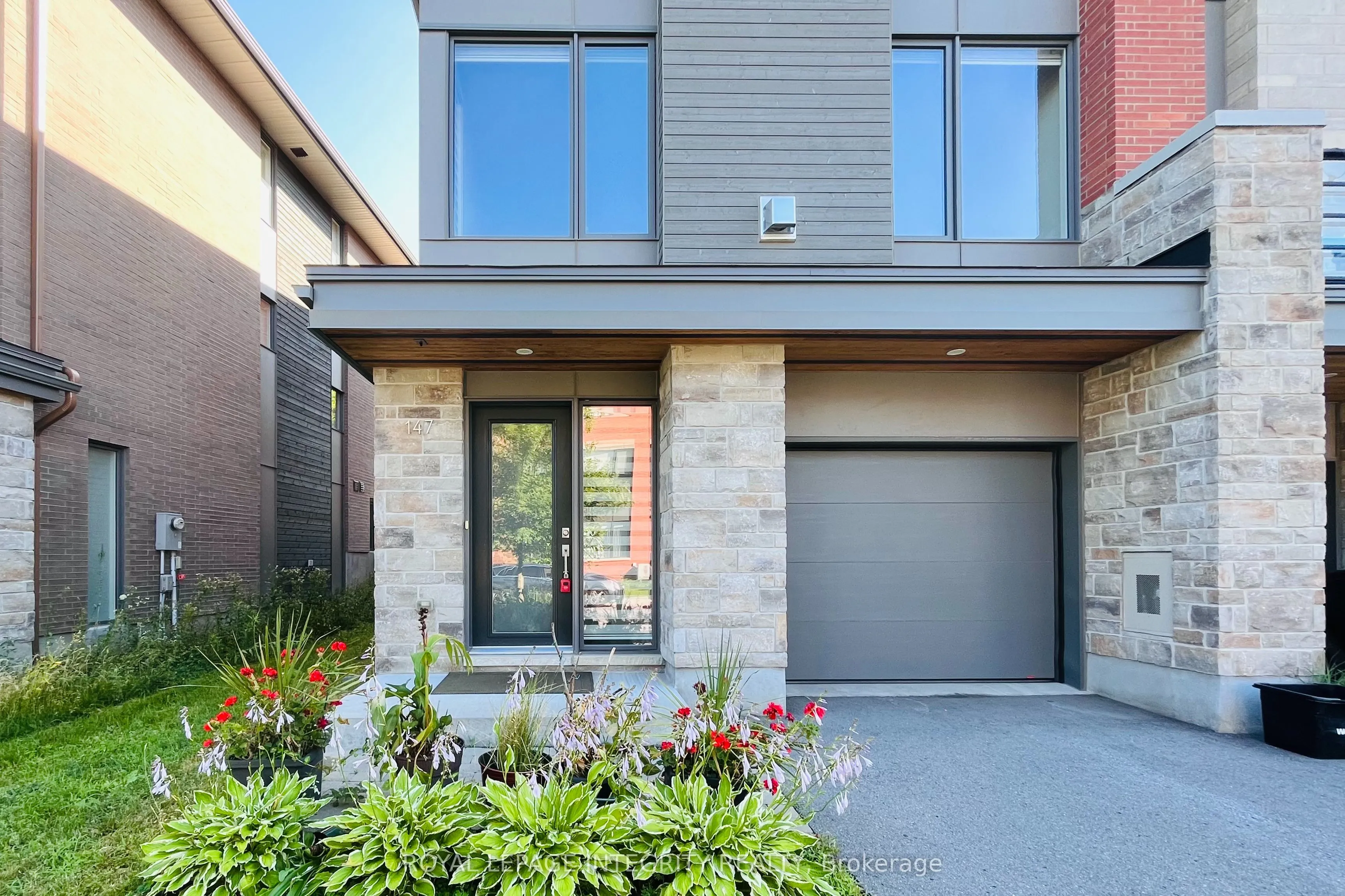 147 Boundstone Way