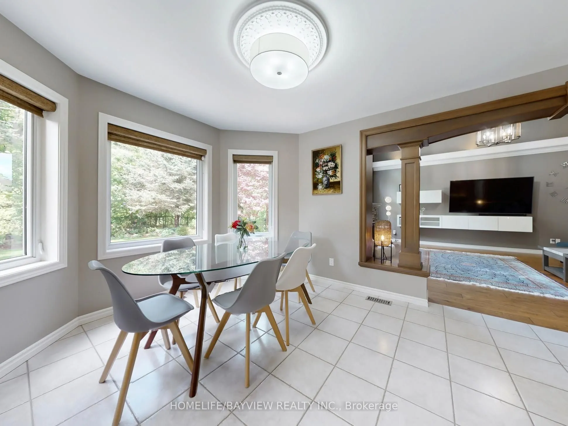 574 Sandbanks Crescent