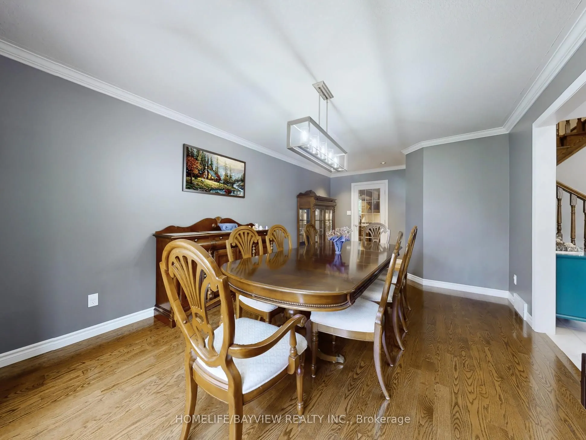 574 Sandbanks Crescent