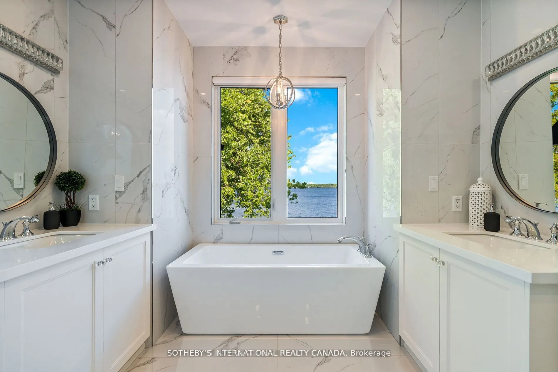 137 Stinsons Bay Road