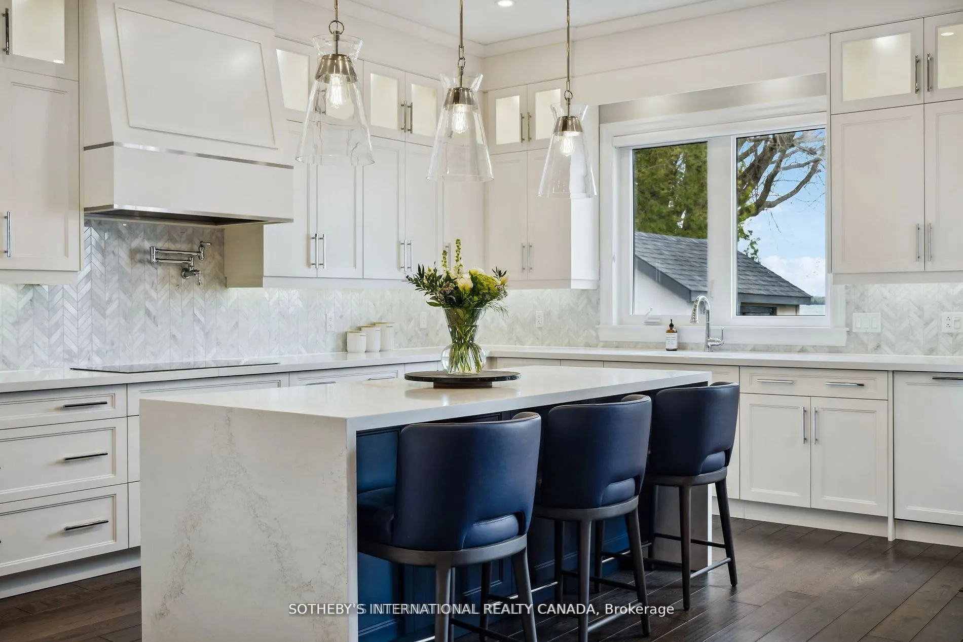 137 Stinsons Bay Road