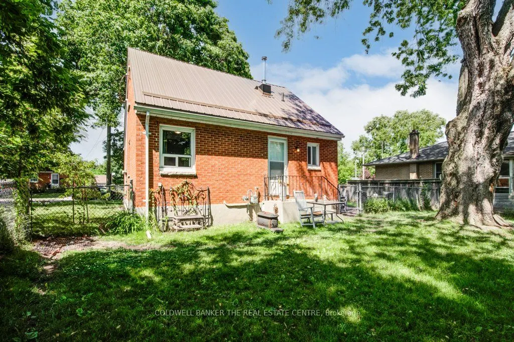 87 DUNKIRK Drive