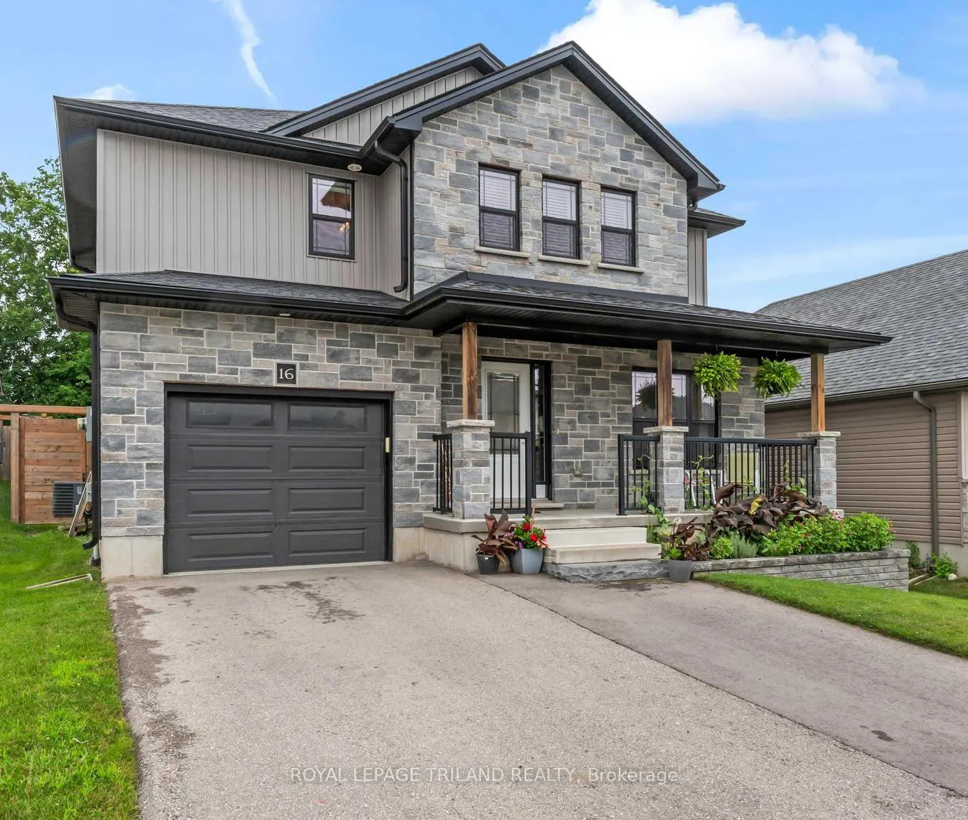 16 KENDELL Lane