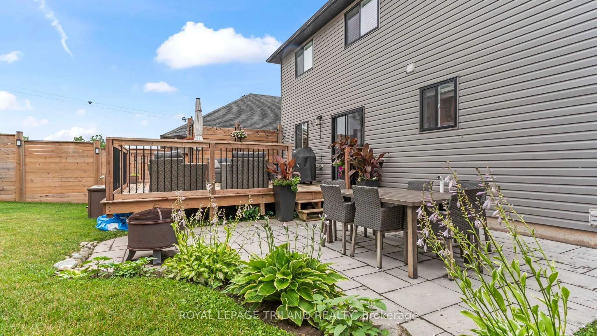 16 KENDELL Lane