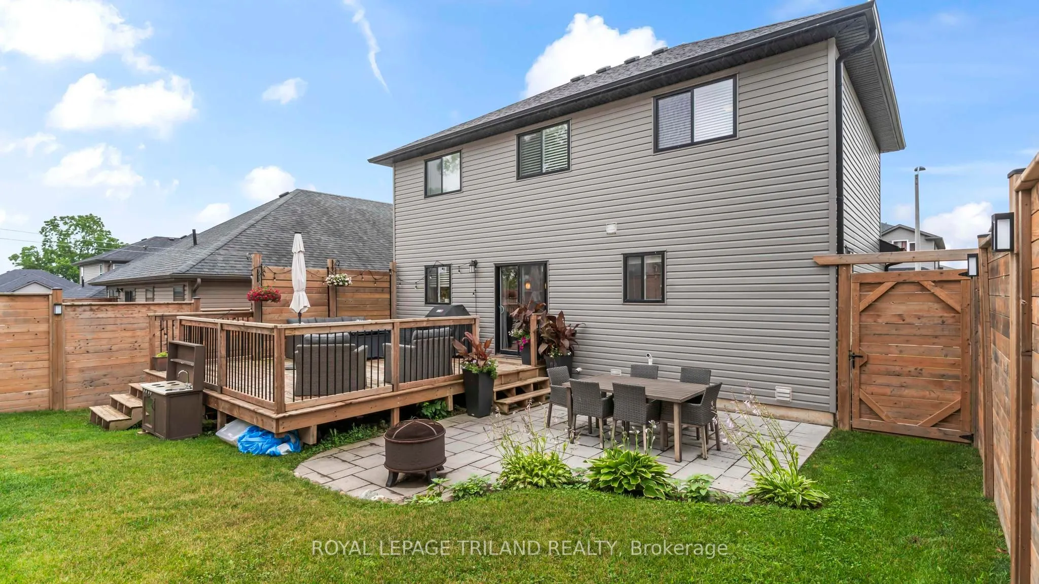 16 KENDELL Lane