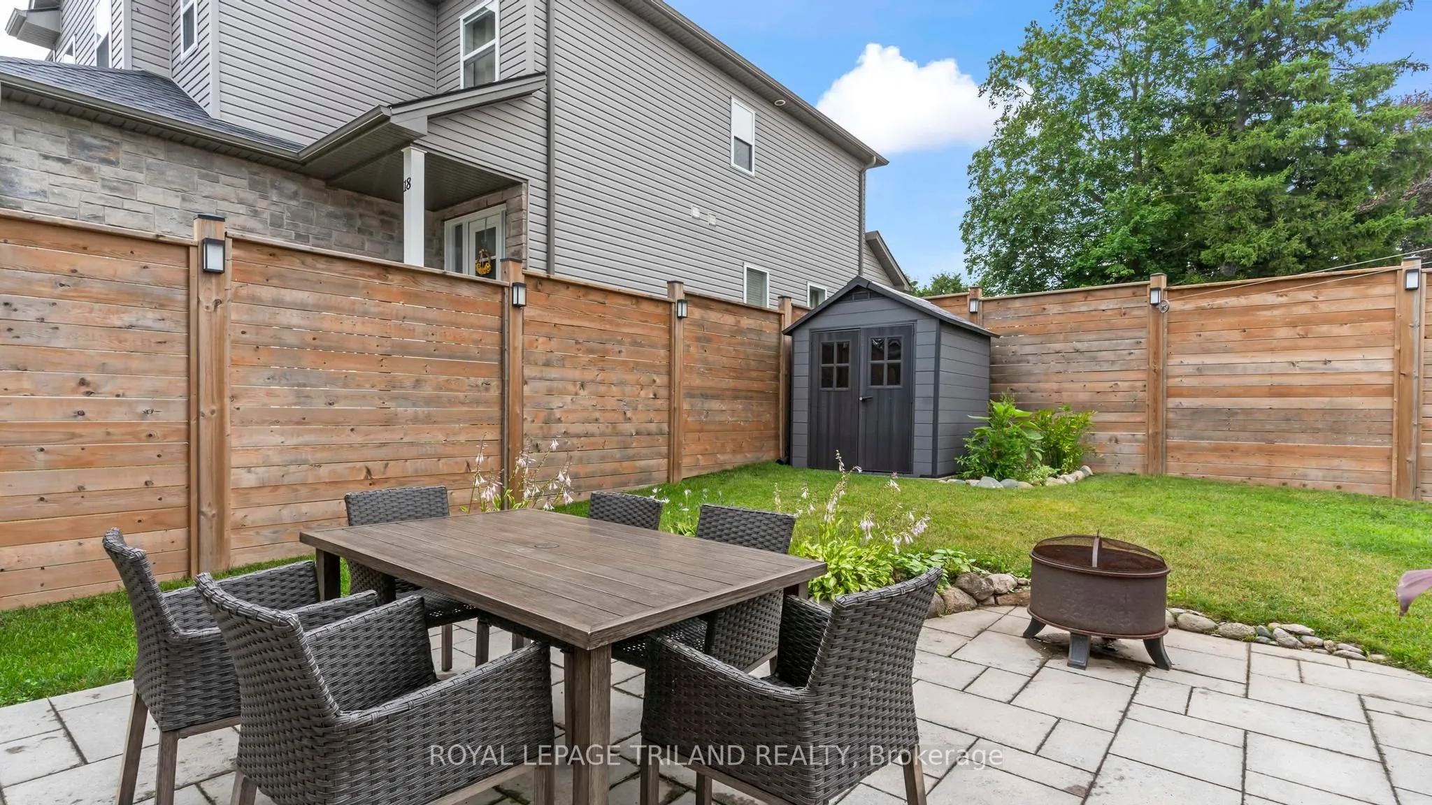 16 KENDELL Lane