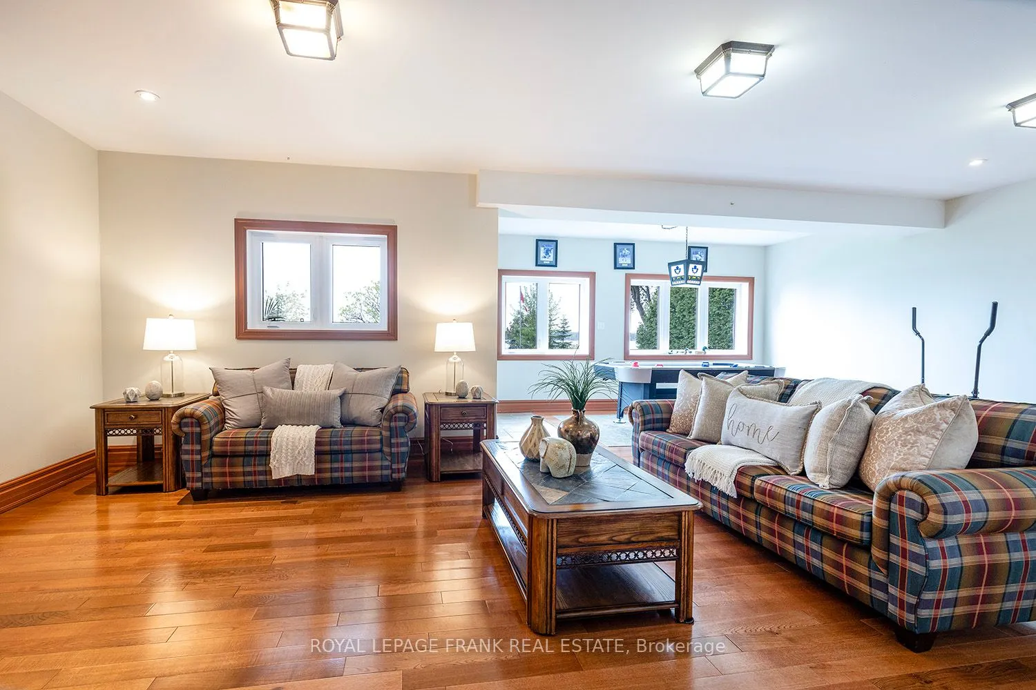 24 Gilson Point Place