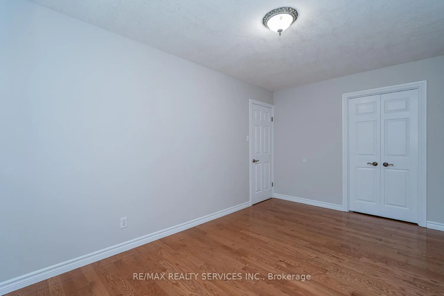 285 Thorncrest Drive