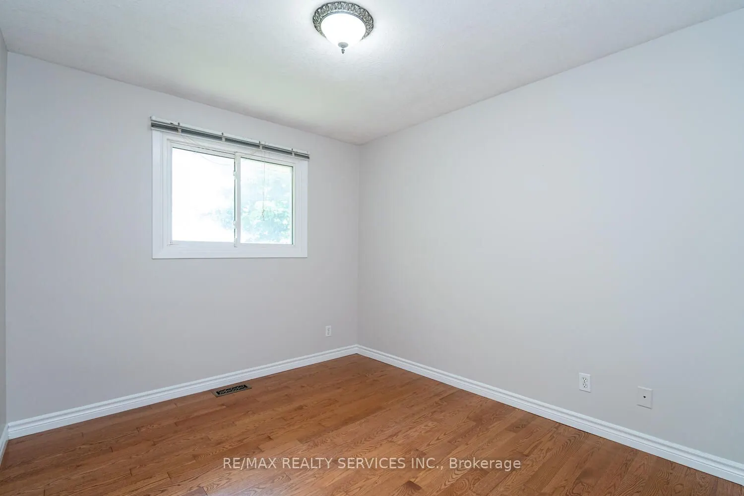 285 Thorncrest Drive