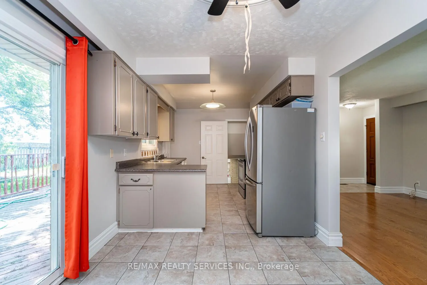 285 Thorncrest Drive