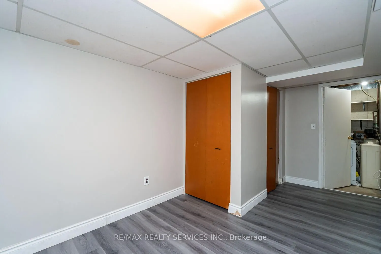 285 Thorncrest Drive
