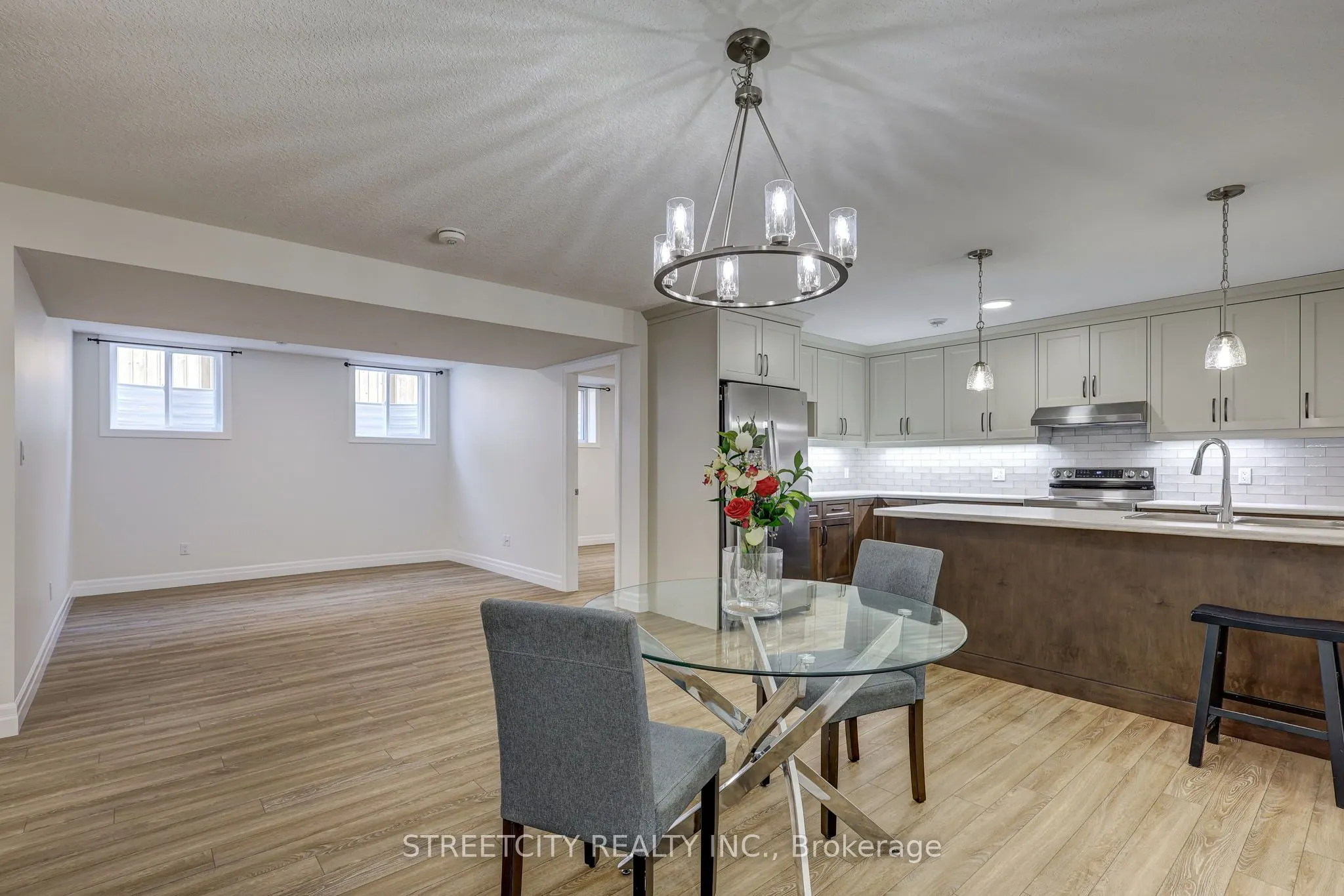 70 Acorn Trail