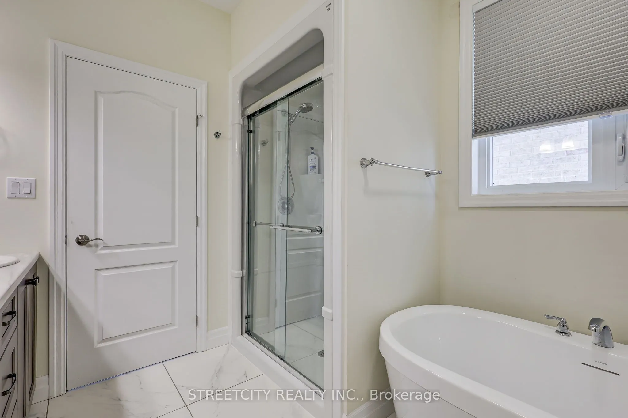 70 Acorn Trail