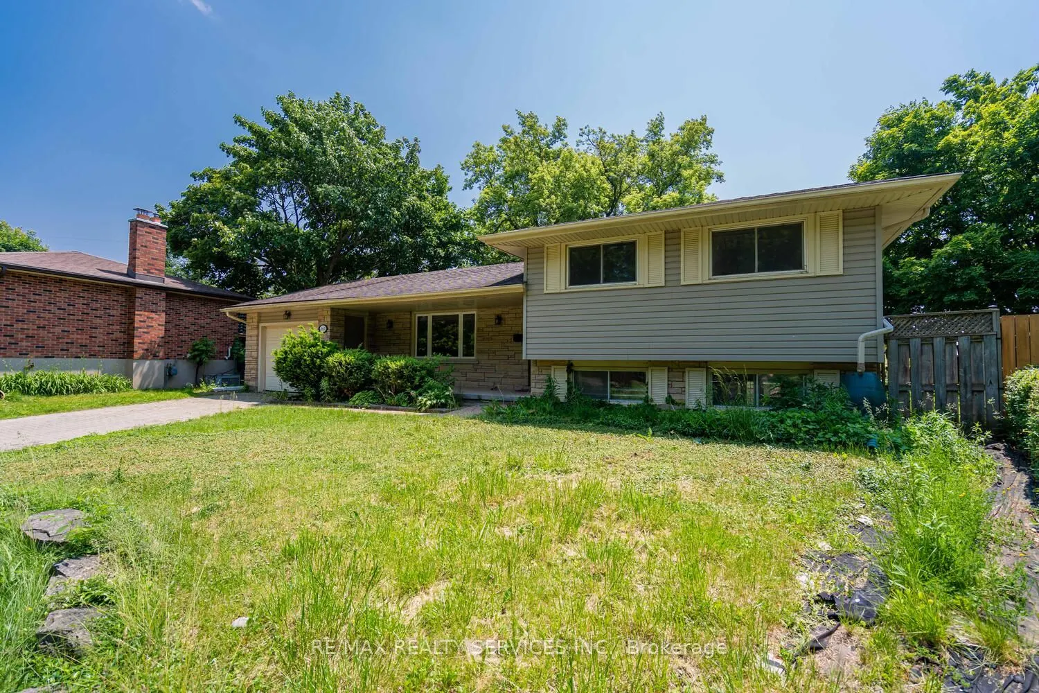 285 Thorncrest Drive, #BASEMENT