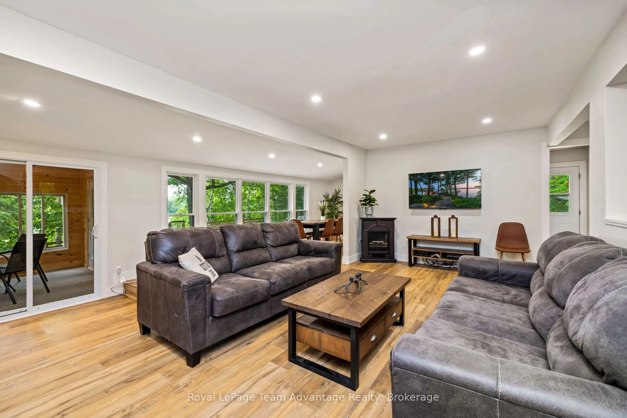 40 Fairholme Lake Road