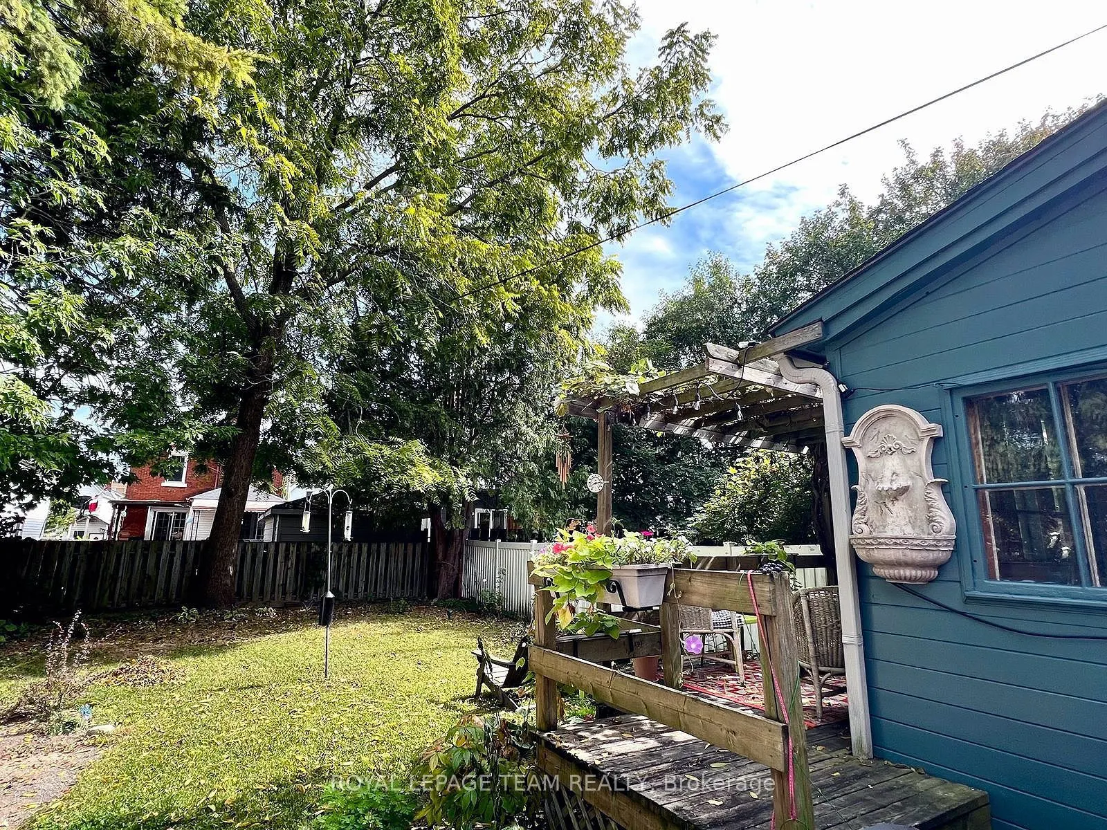 167 DRUMMOND Street