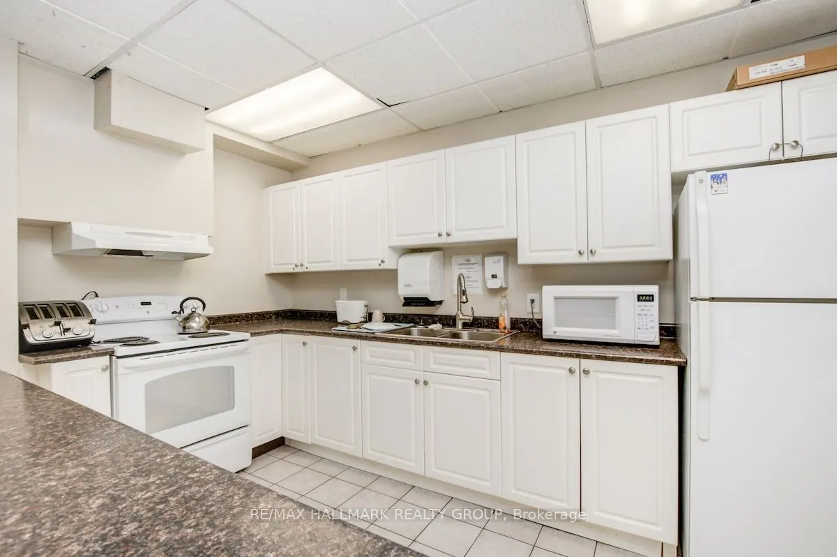 158A McArthur Avenue, #1005