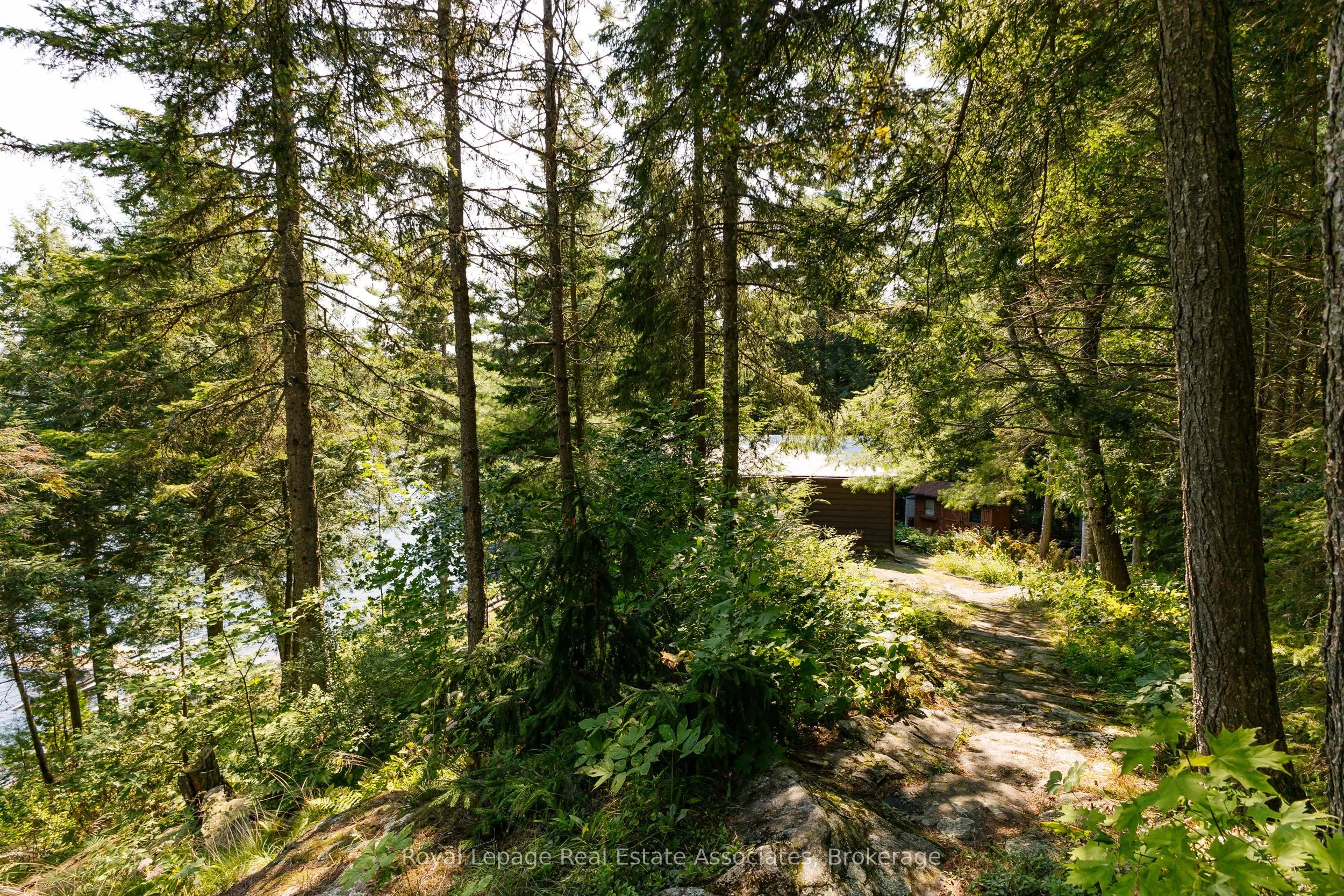 6415 Kennisis Lake Road