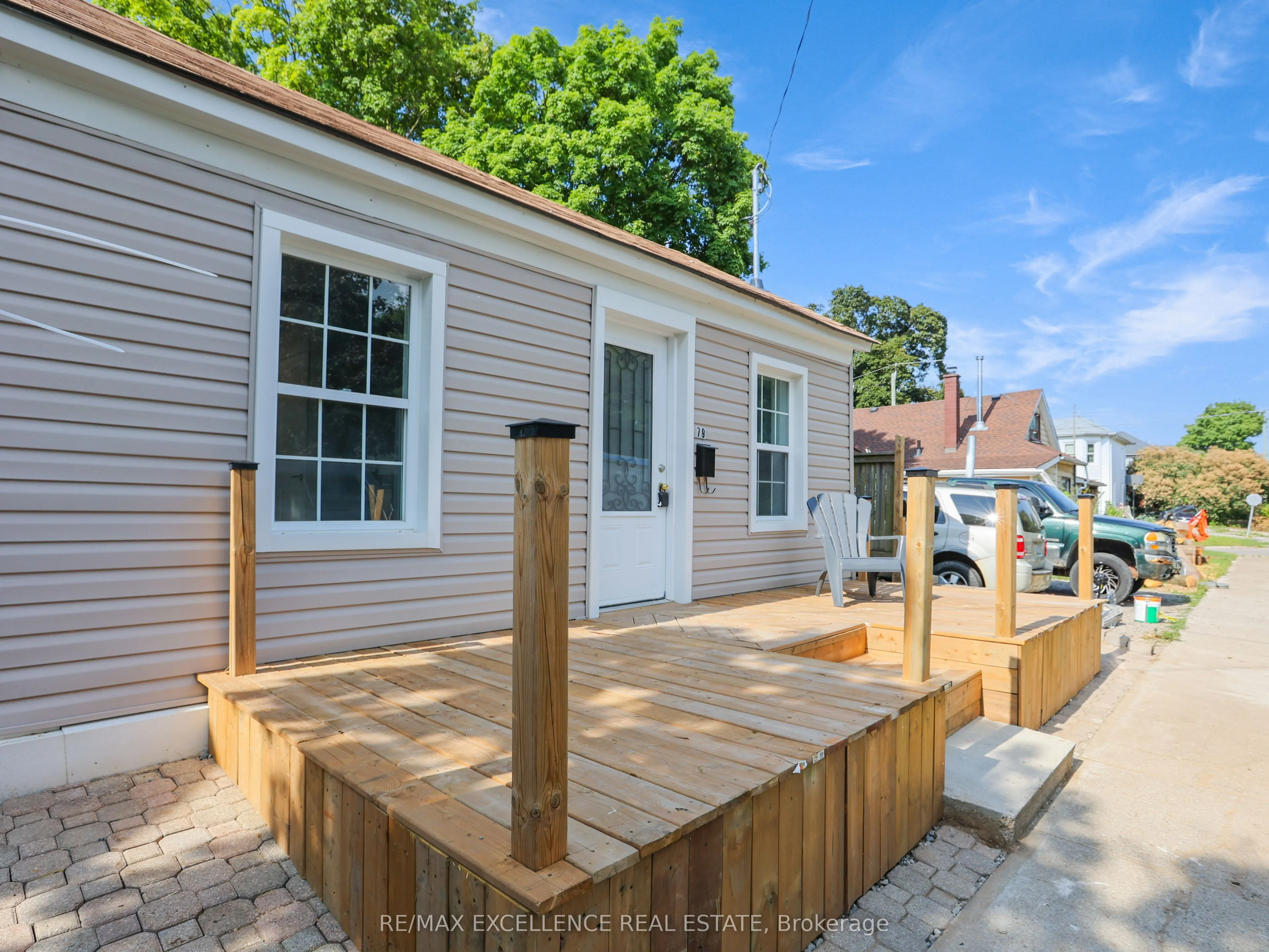 79 Sunnyhill Road