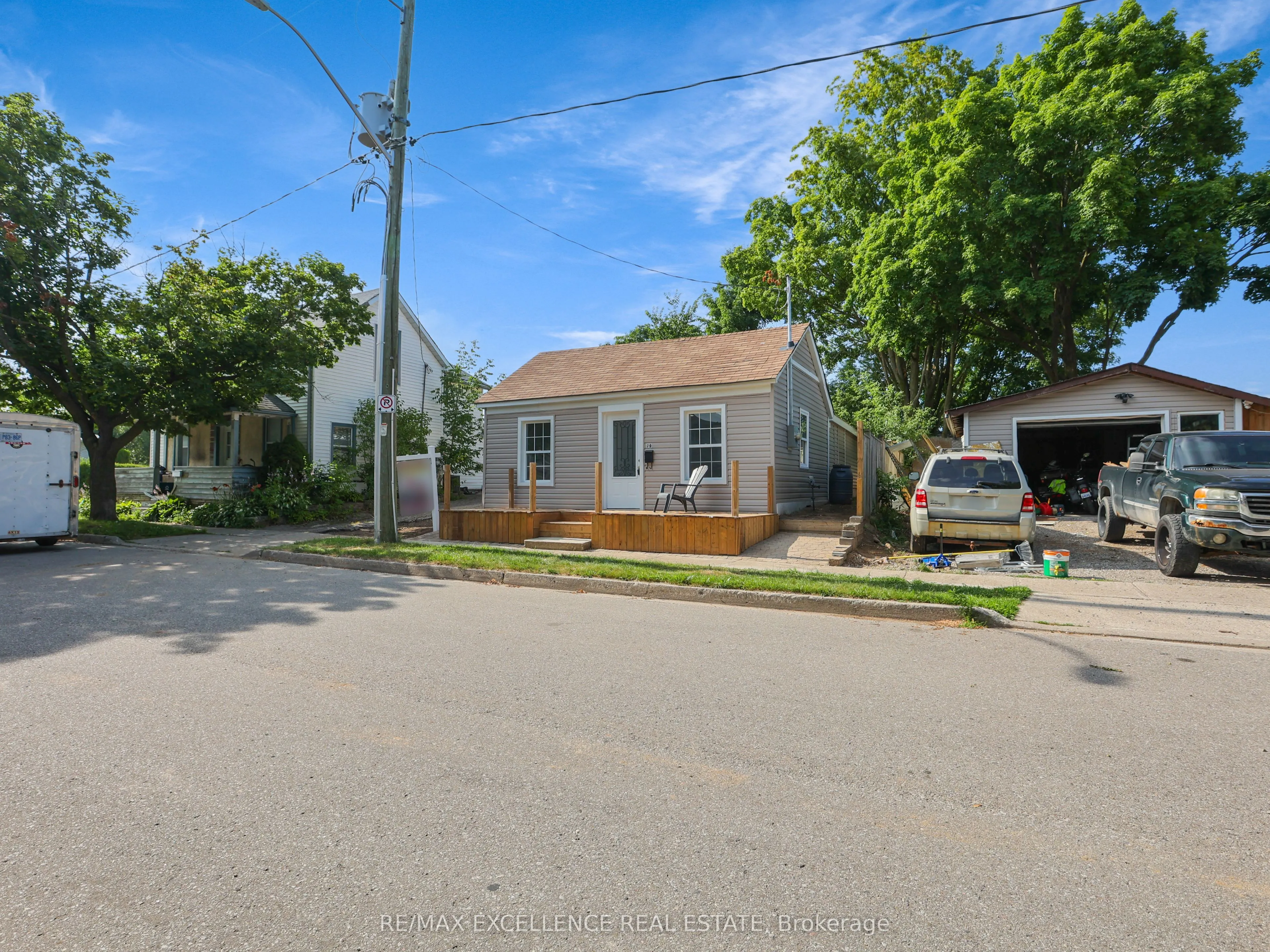 79 Sunnyhill Road