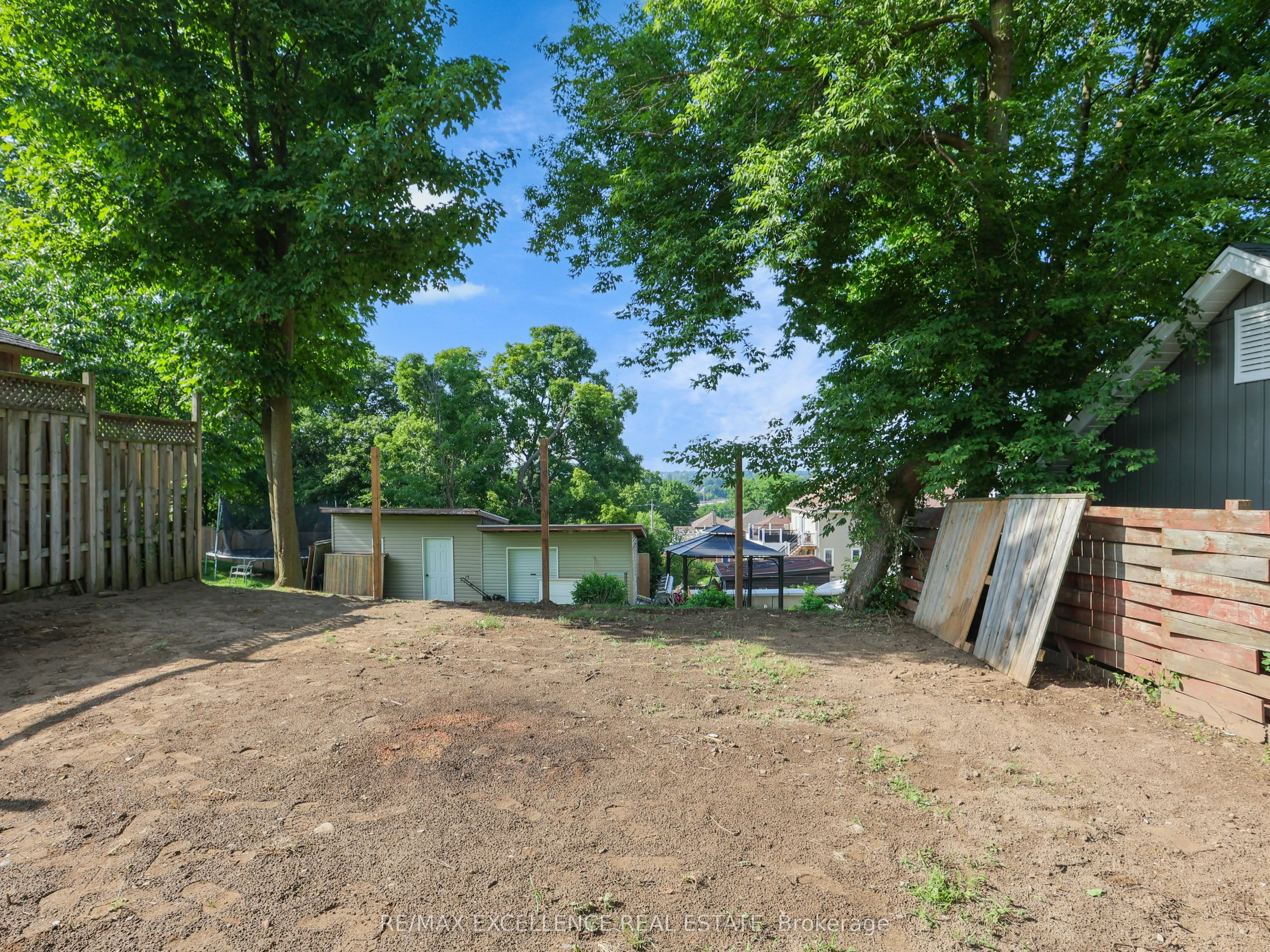 79 Sunnyhill Road