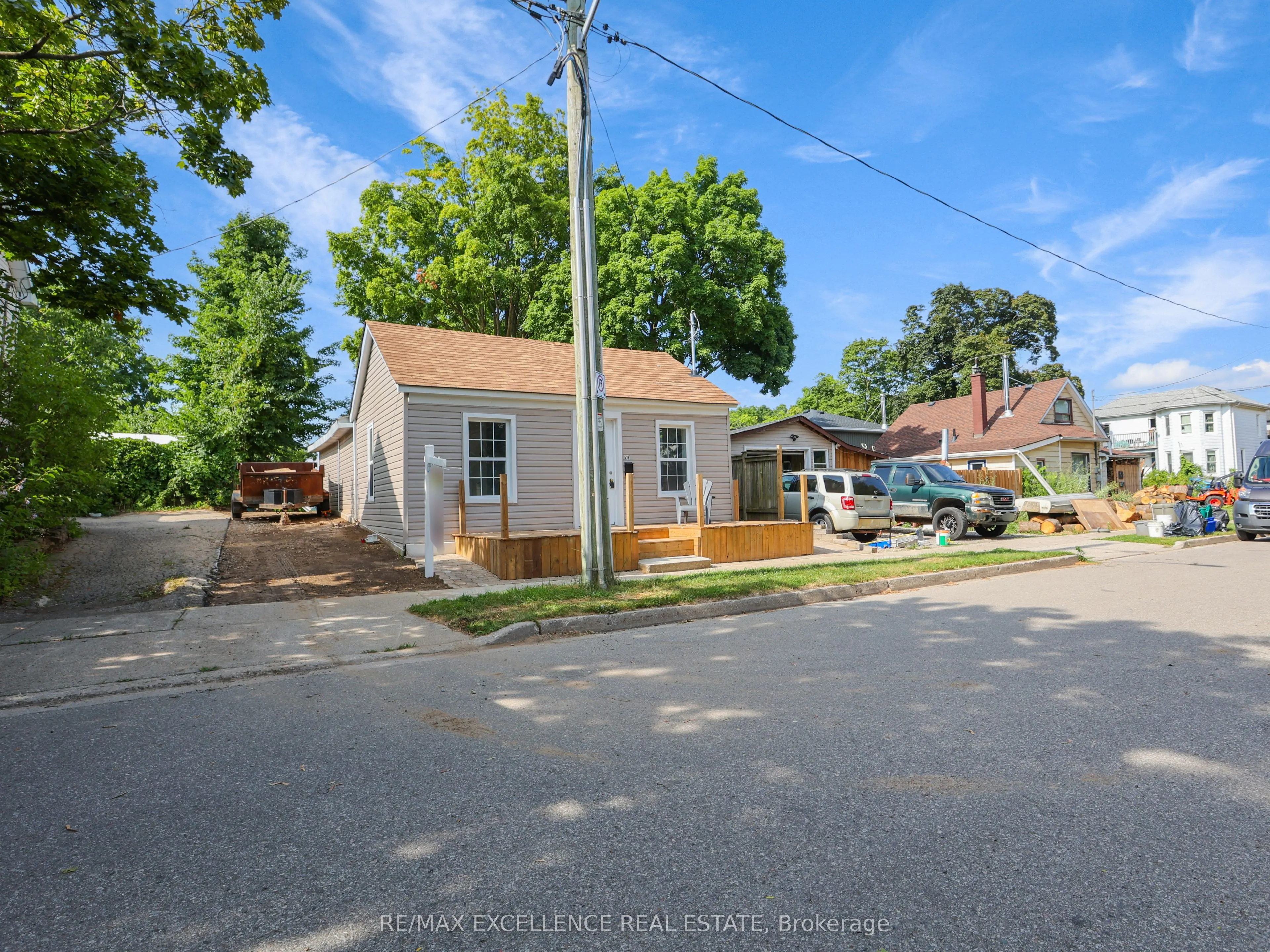 79 Sunnyhill Road